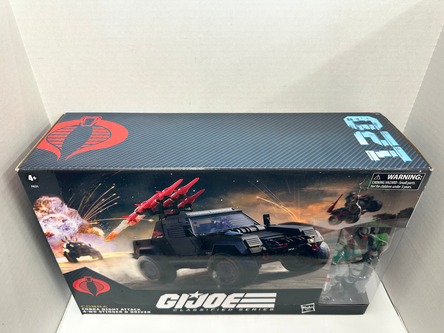 Hasbro G.I. Joe 6" Classified - Cobra Stinger + Driver #120 Some Box Damage