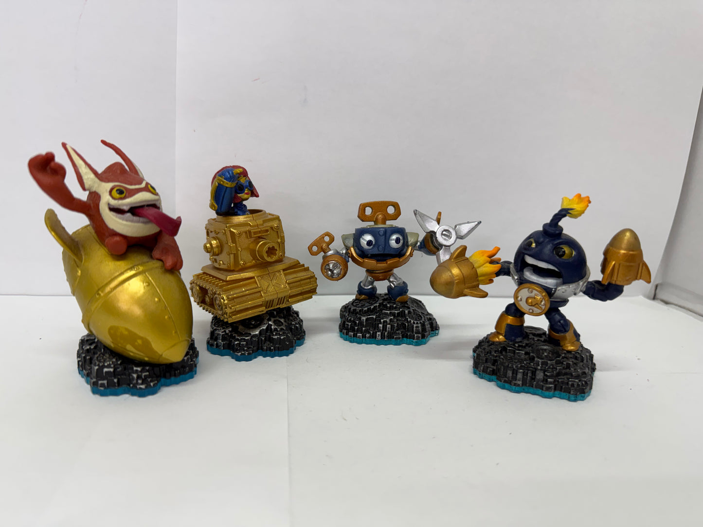 Skylanders Giants Tech Element Bundle - Countdown WindUp, TriggerHappy, Sprocket