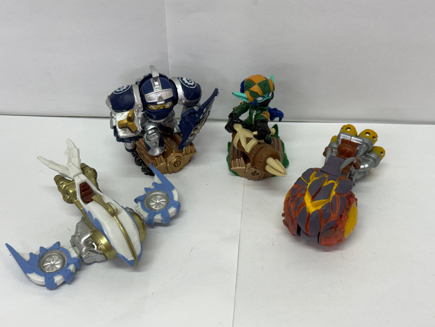 Skylanders SuperChargers Lot Of 4 Figures - #1