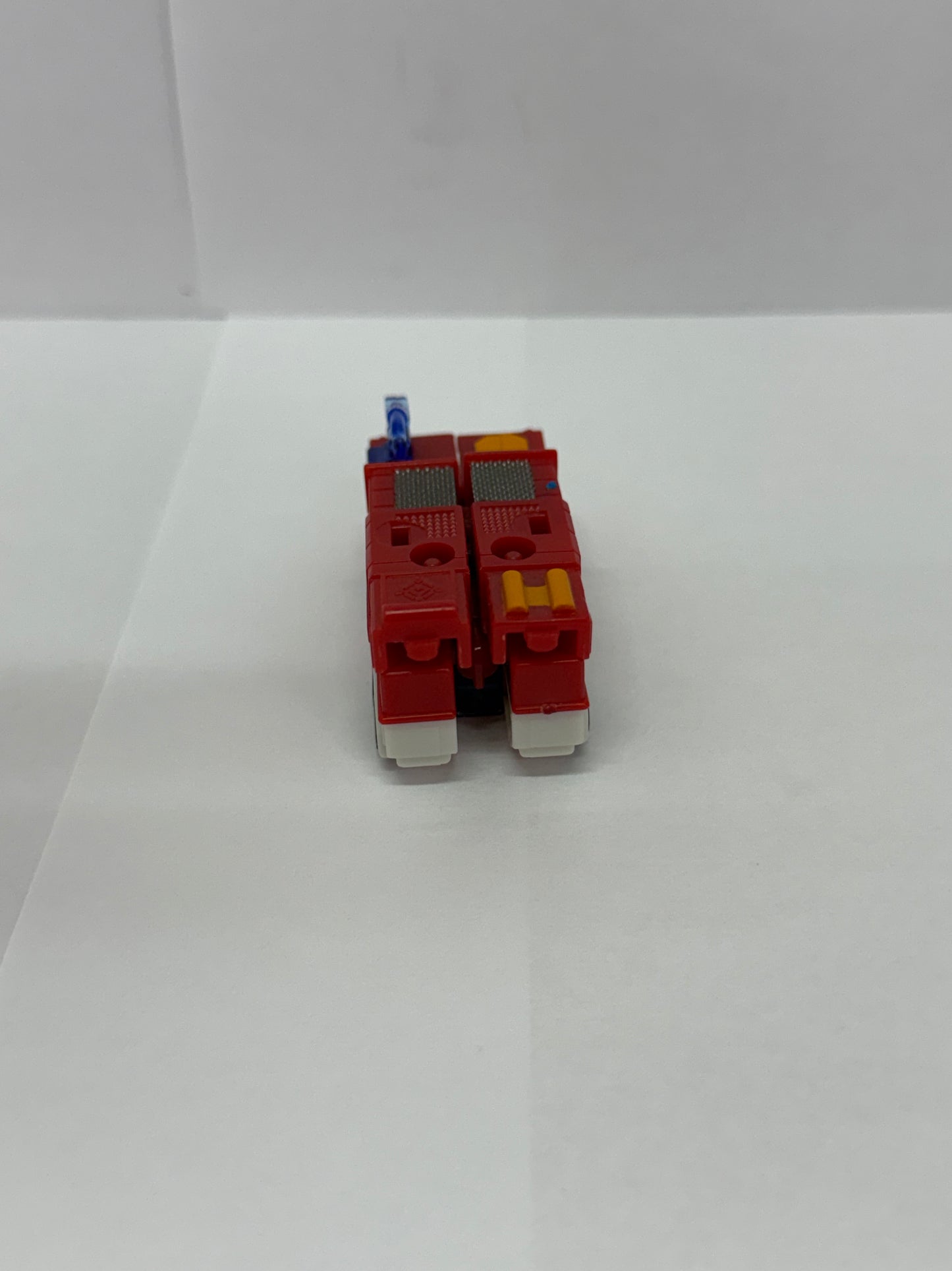Transformers Armada Firebot Emergency Mini-Con Team Fire Truck