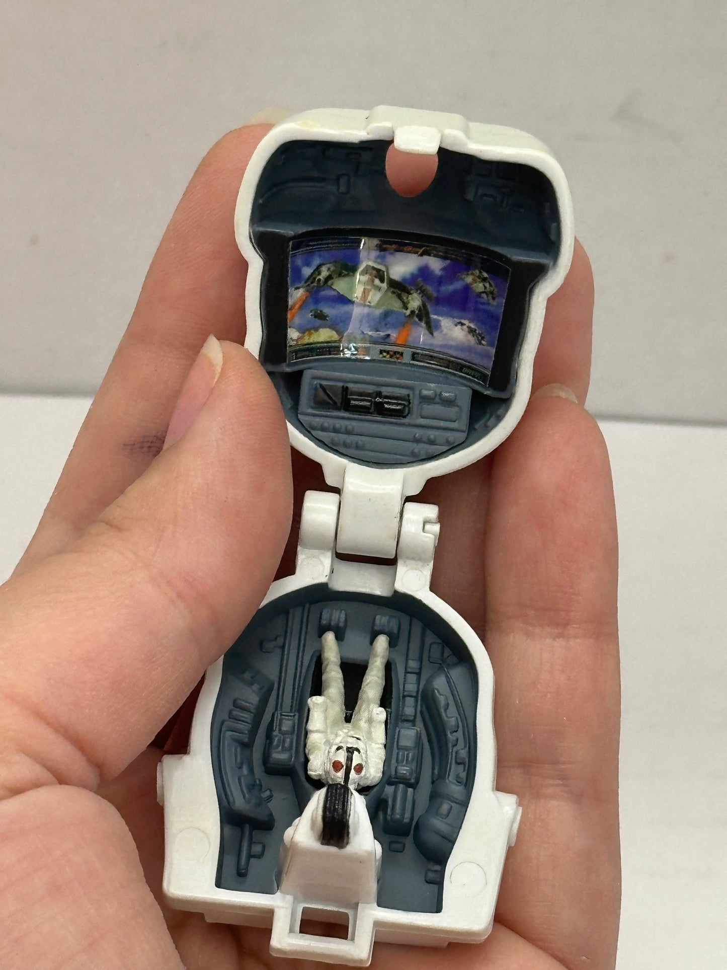 Galoob 1996 Star Wars Micro Machines AT-AT Driver Mini Head Transforming Playset