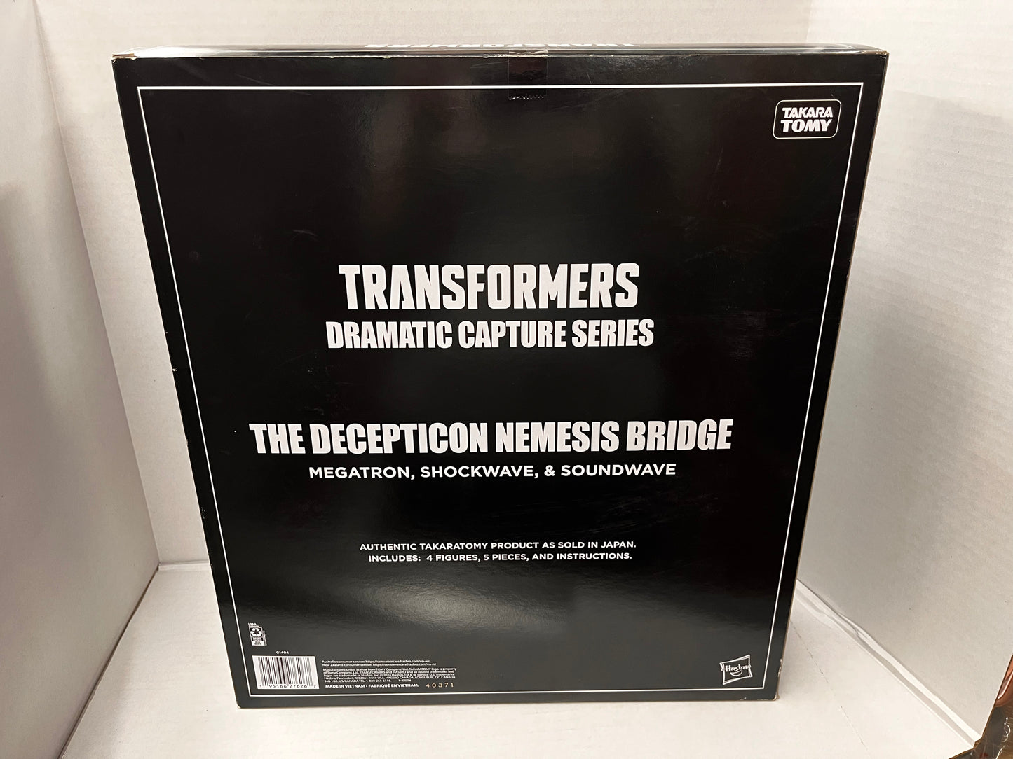 Transformers Dramtic Capture Series Decpeticon Nemesis Bridge
