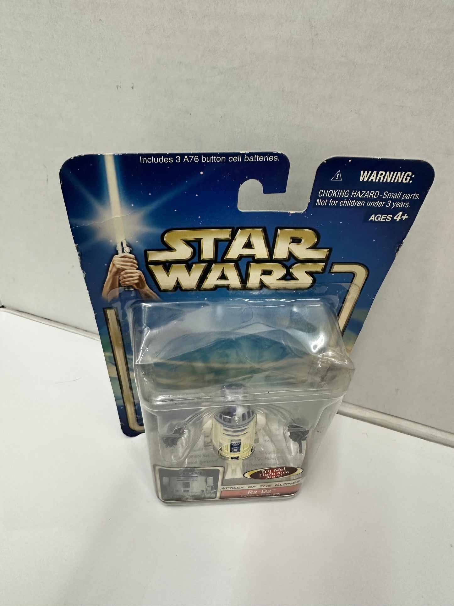 2002 Star Wars R2-D2 - Attack Of The Clones Action Figure New Sealed
