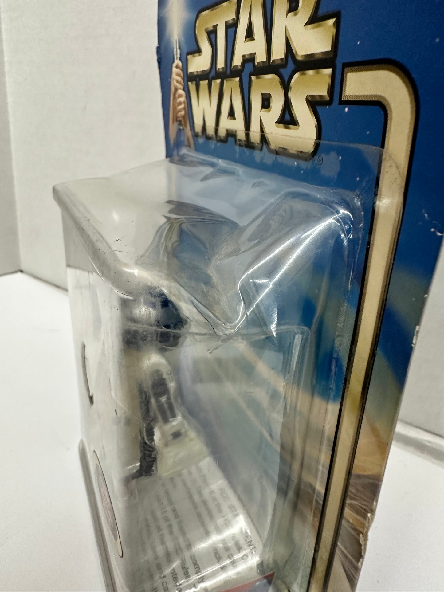 2002 Star Wars R2-D2 - Attack Of The Clones Action Figure New Sealed