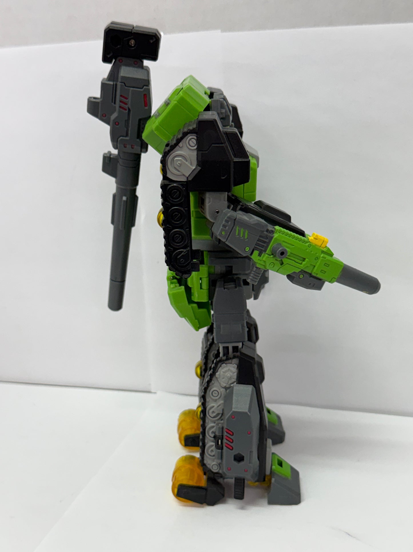 Transformers TOYWORLD TW-H01 HARDBONE MP Hardhead