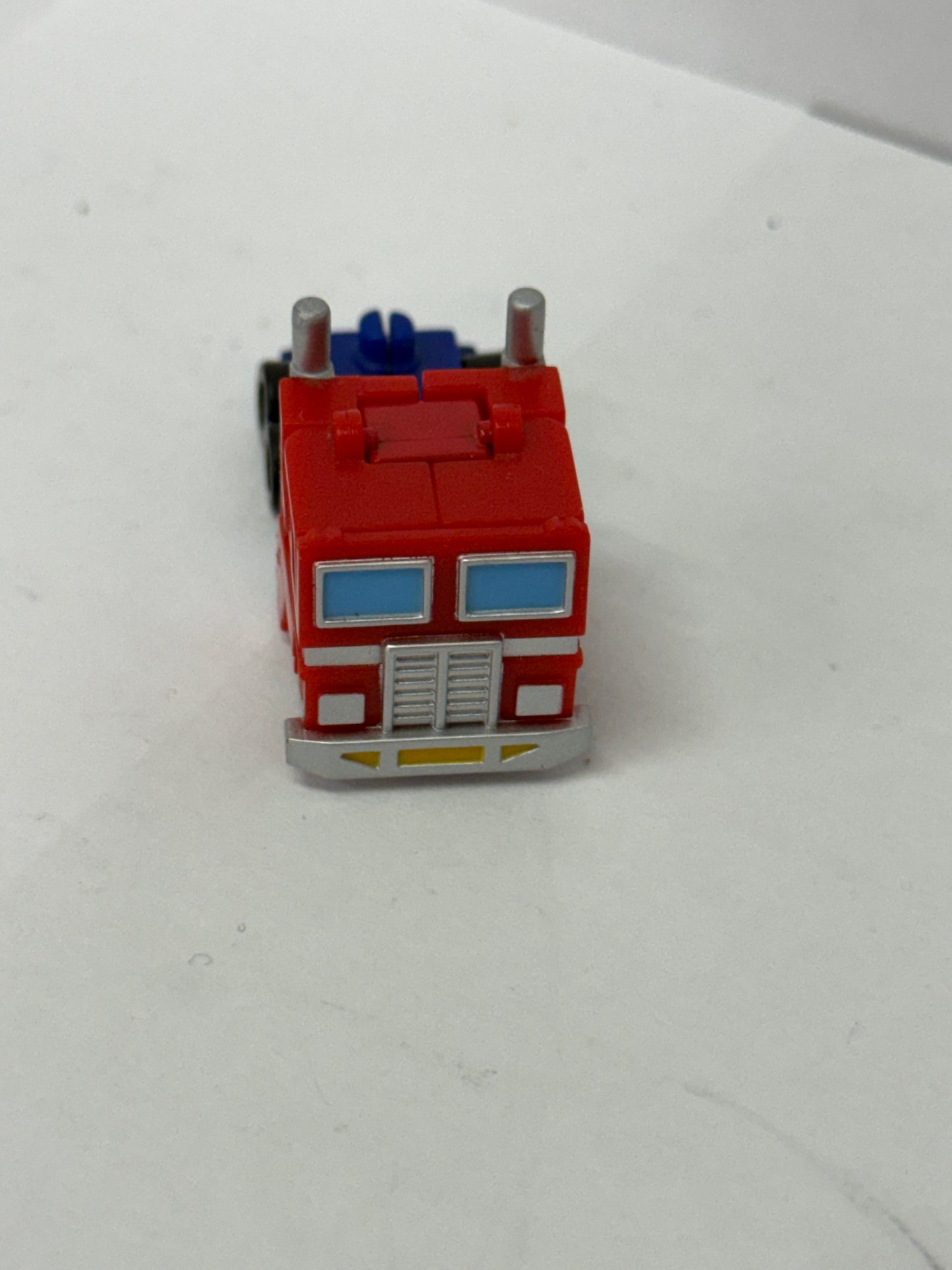 WST Takara Worlds Smallest Transformers Series 2 Optimus Prime GTF 06