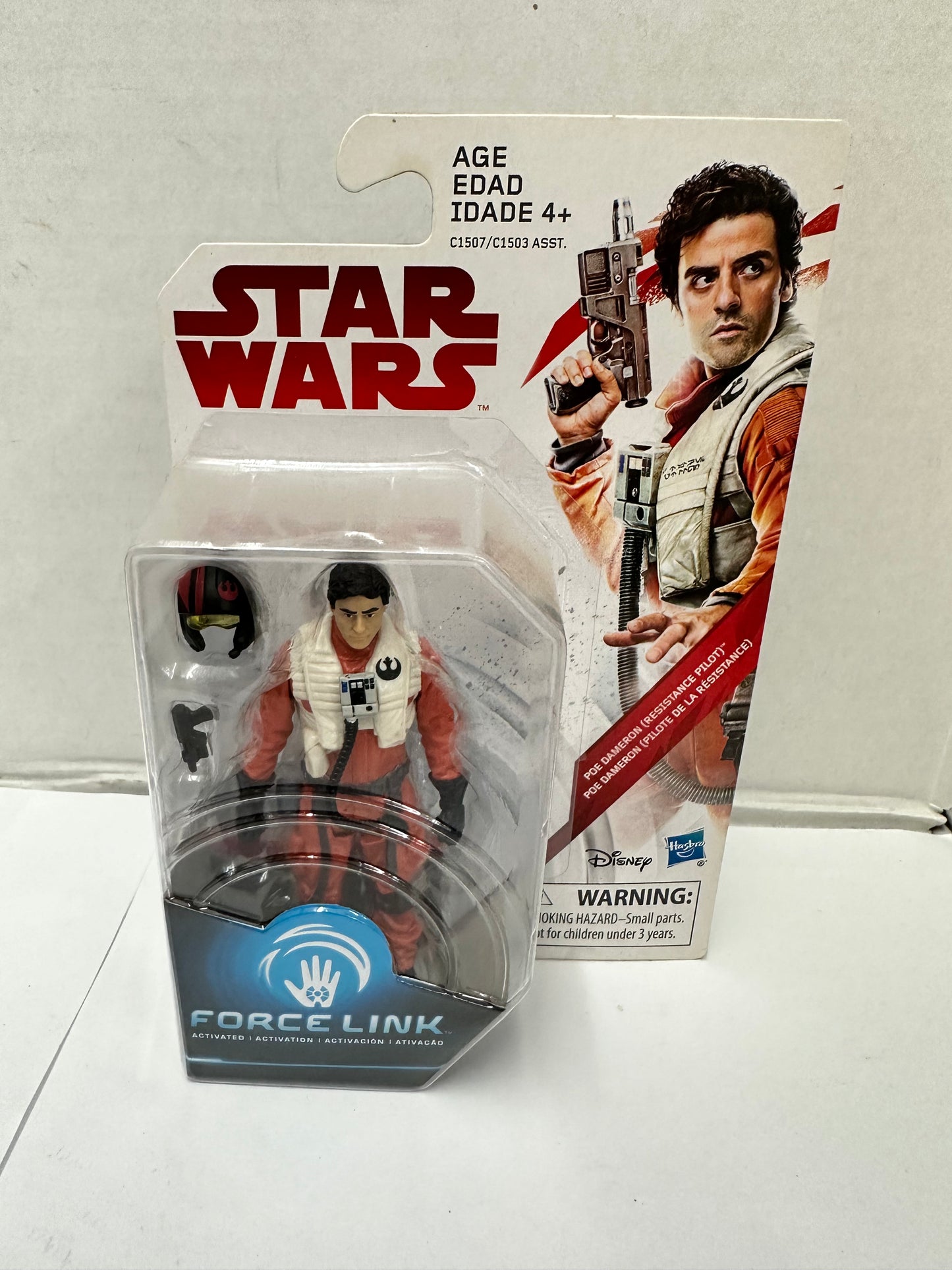 Hasbro Star Wars Poe Dameron (Resistance Pilot) Force Link 3.75" Action Figure