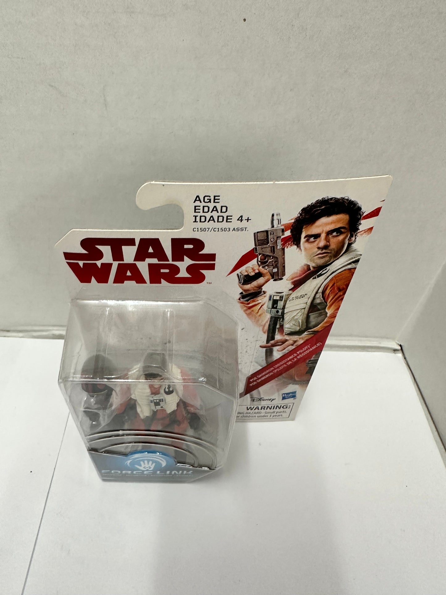 Hasbro Star Wars Poe Dameron (Resistance Pilot) Force Link 3.75" Action Figure