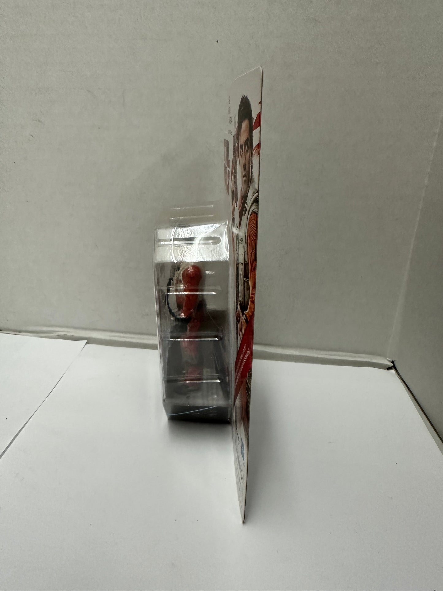 Hasbro Star Wars Poe Dameron (Resistance Pilot) Force Link 3.75" Action Figure