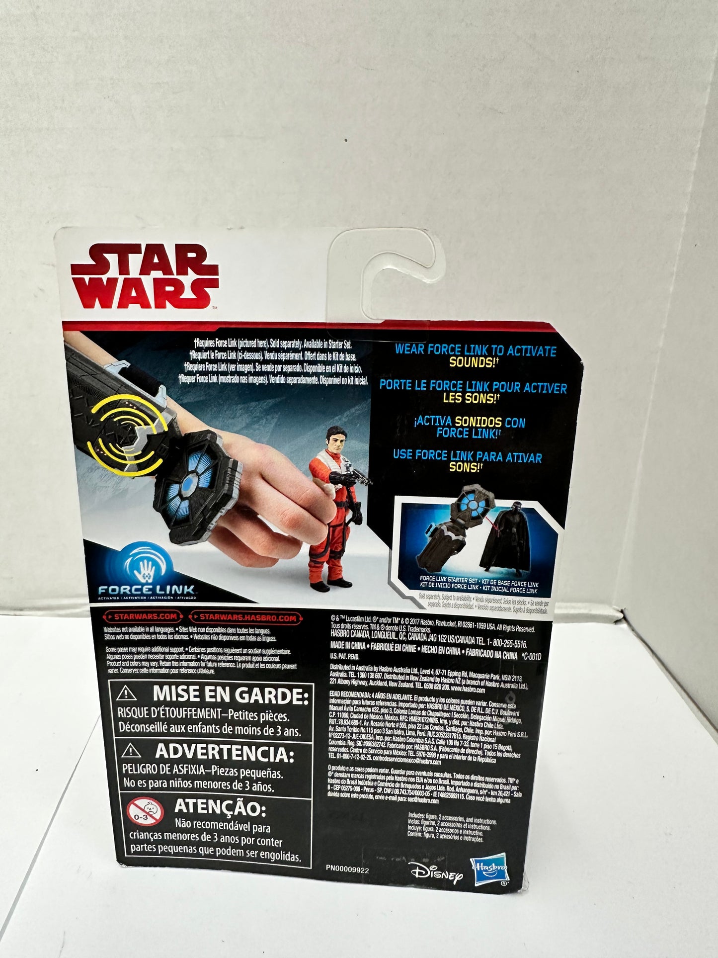 Hasbro Star Wars Poe Dameron (Resistance Pilot) Force Link 3.75" Action Figure