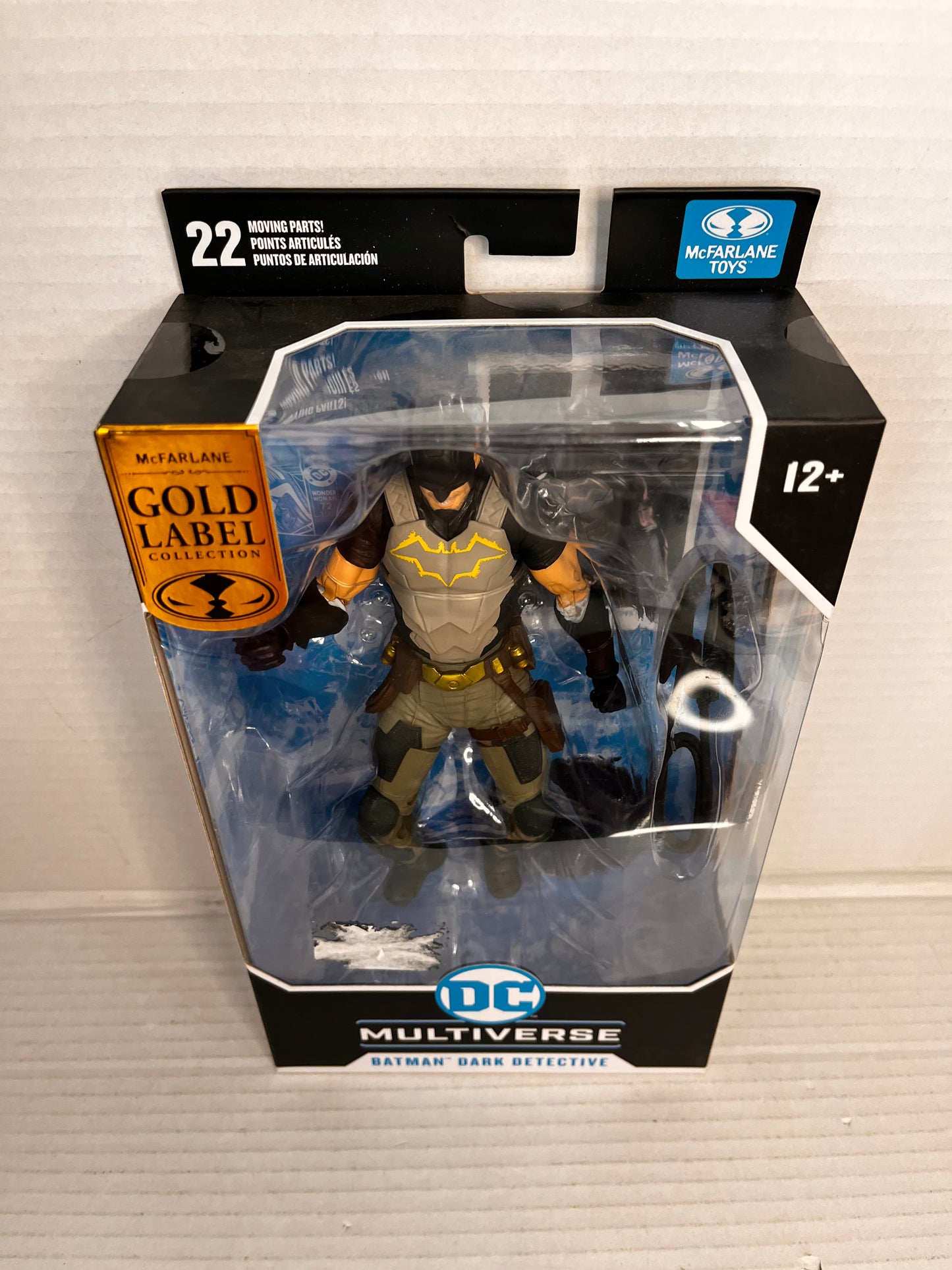 Gold Label Batman Dark Detective DC Future State - 7" Action Figure