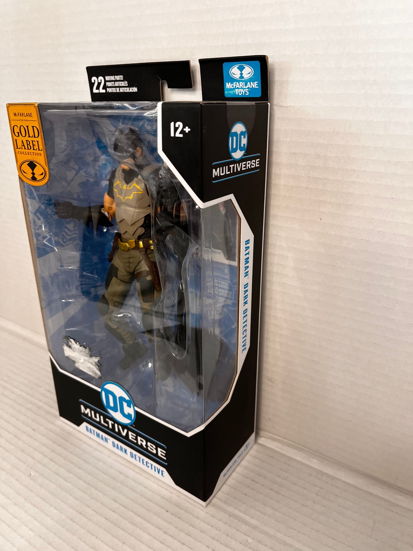Gold Label Batman Dark Detective DC Future State - 7" Action Figure