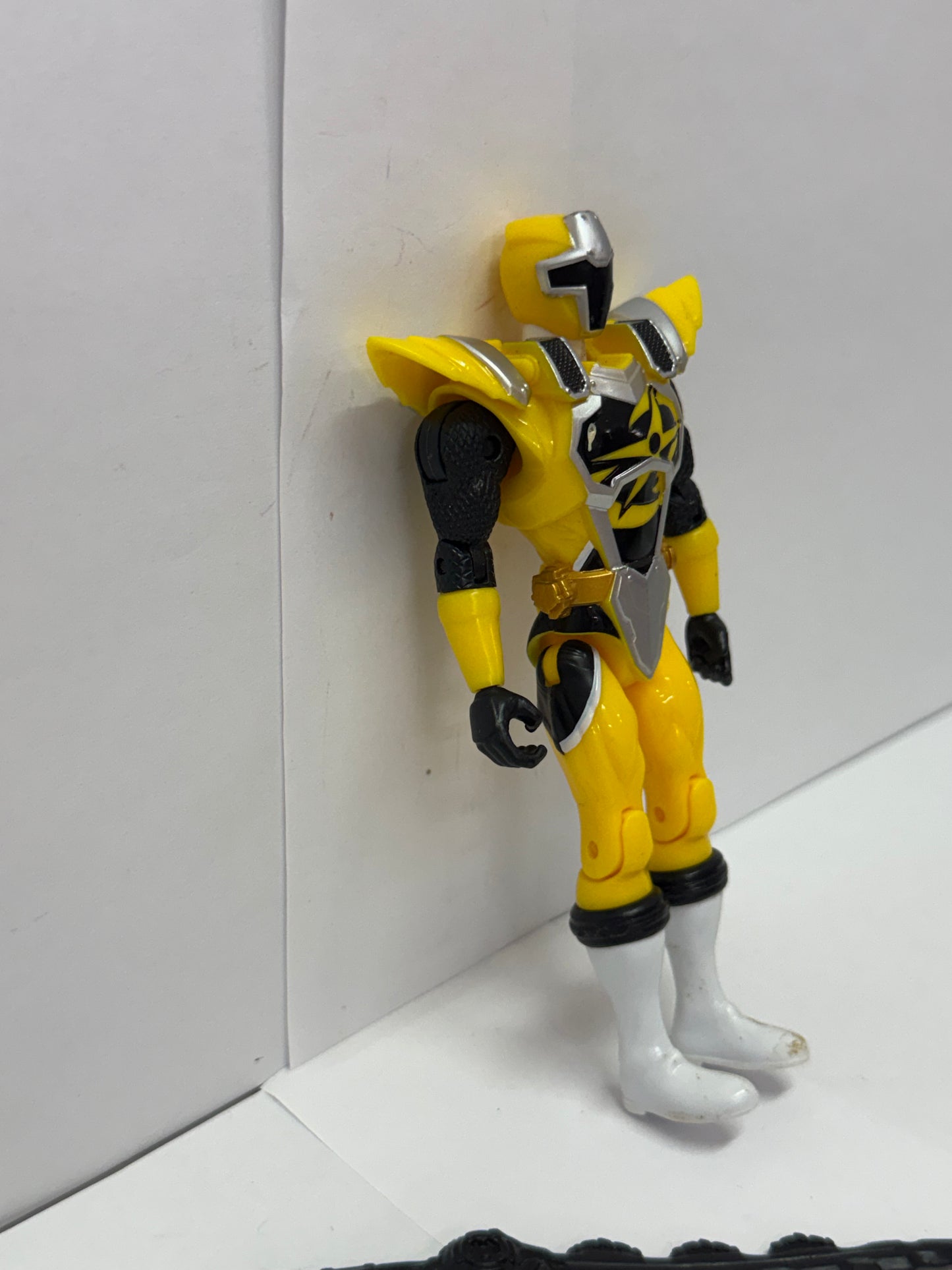 Power Rangers Ninja Steel YELLOW RANGER NINJA MASTER MODE Figure