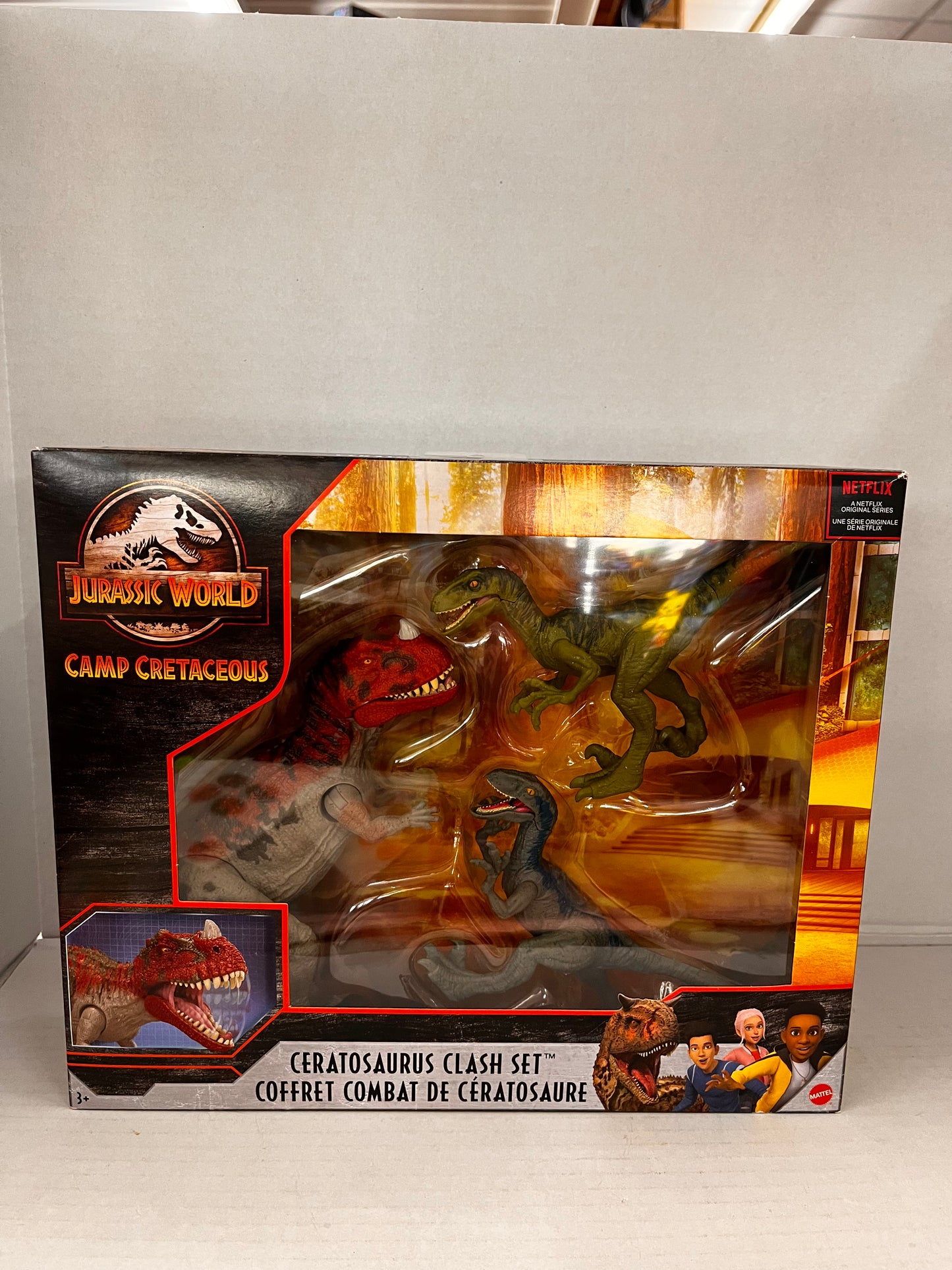 Mattel Jurassic World Camp Cretaceous Ceratosaurus Clash Set