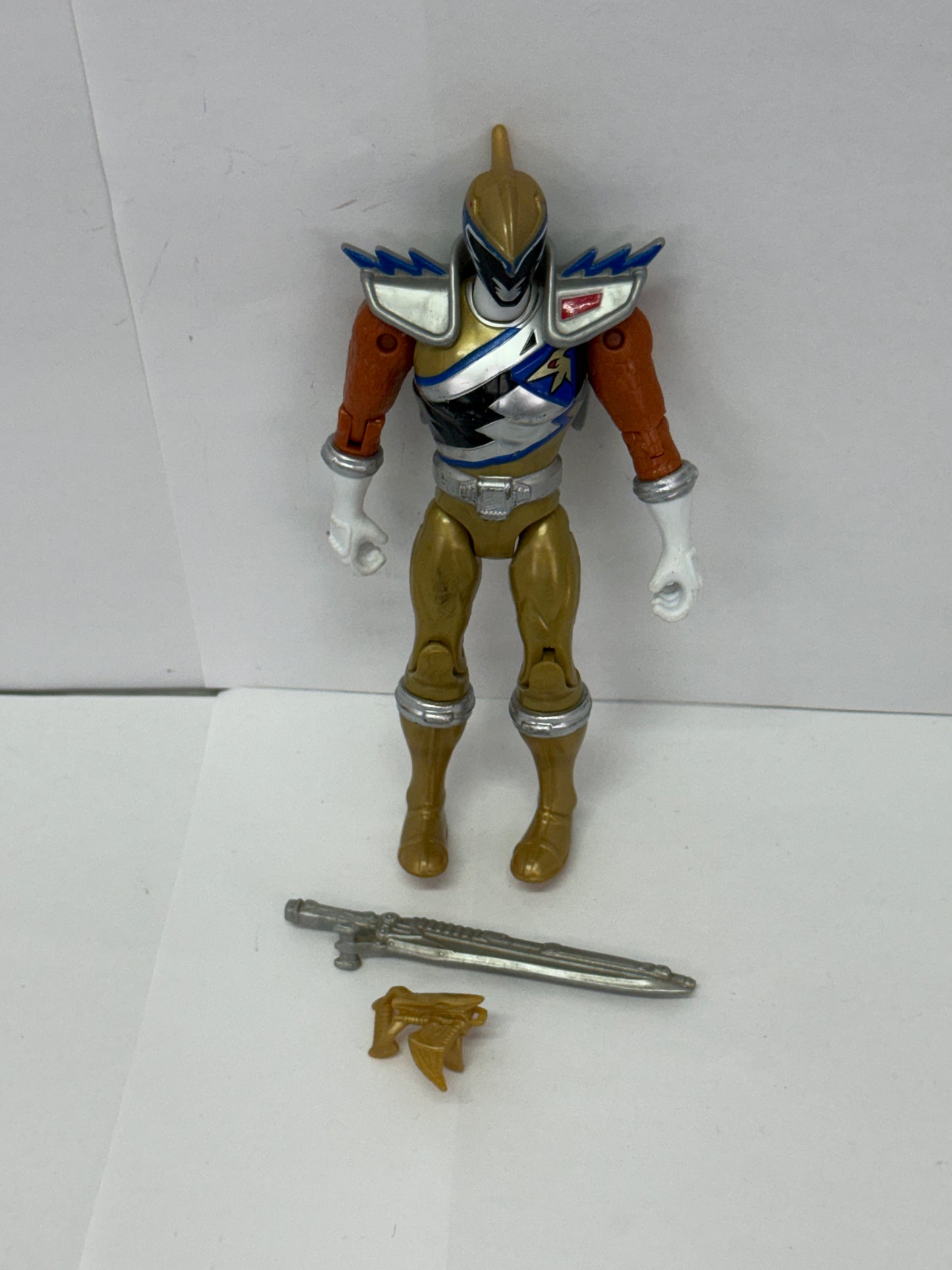 Power Rangers Super Charge Dino Drive Edition Gold Ranger Action Figure Complete