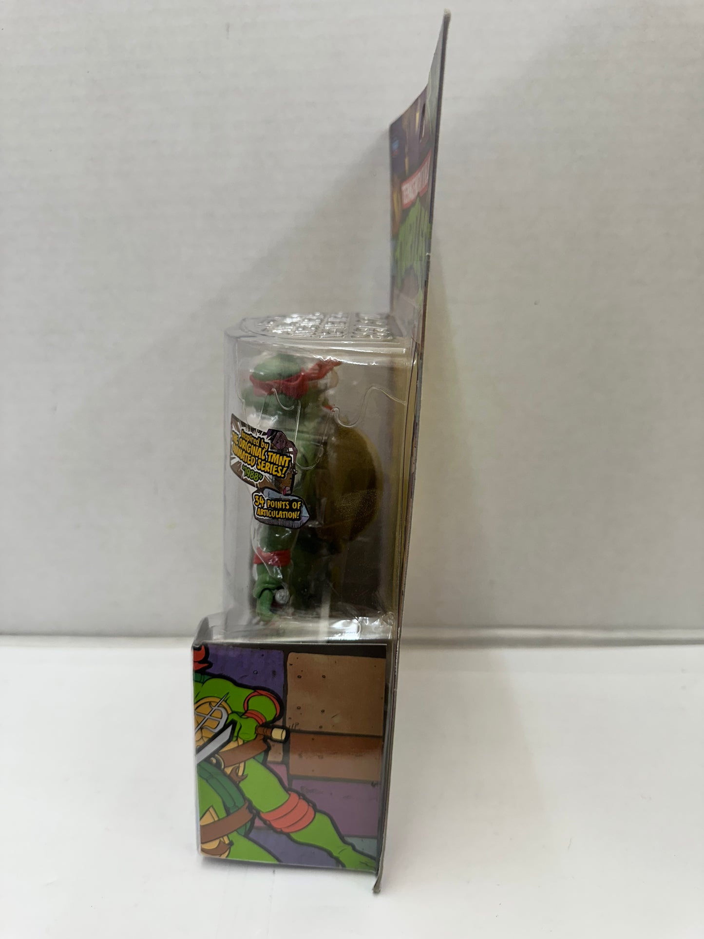 Teenage Mutant Ninja Turtles TMNT Rafael Action Figure Classic Collection