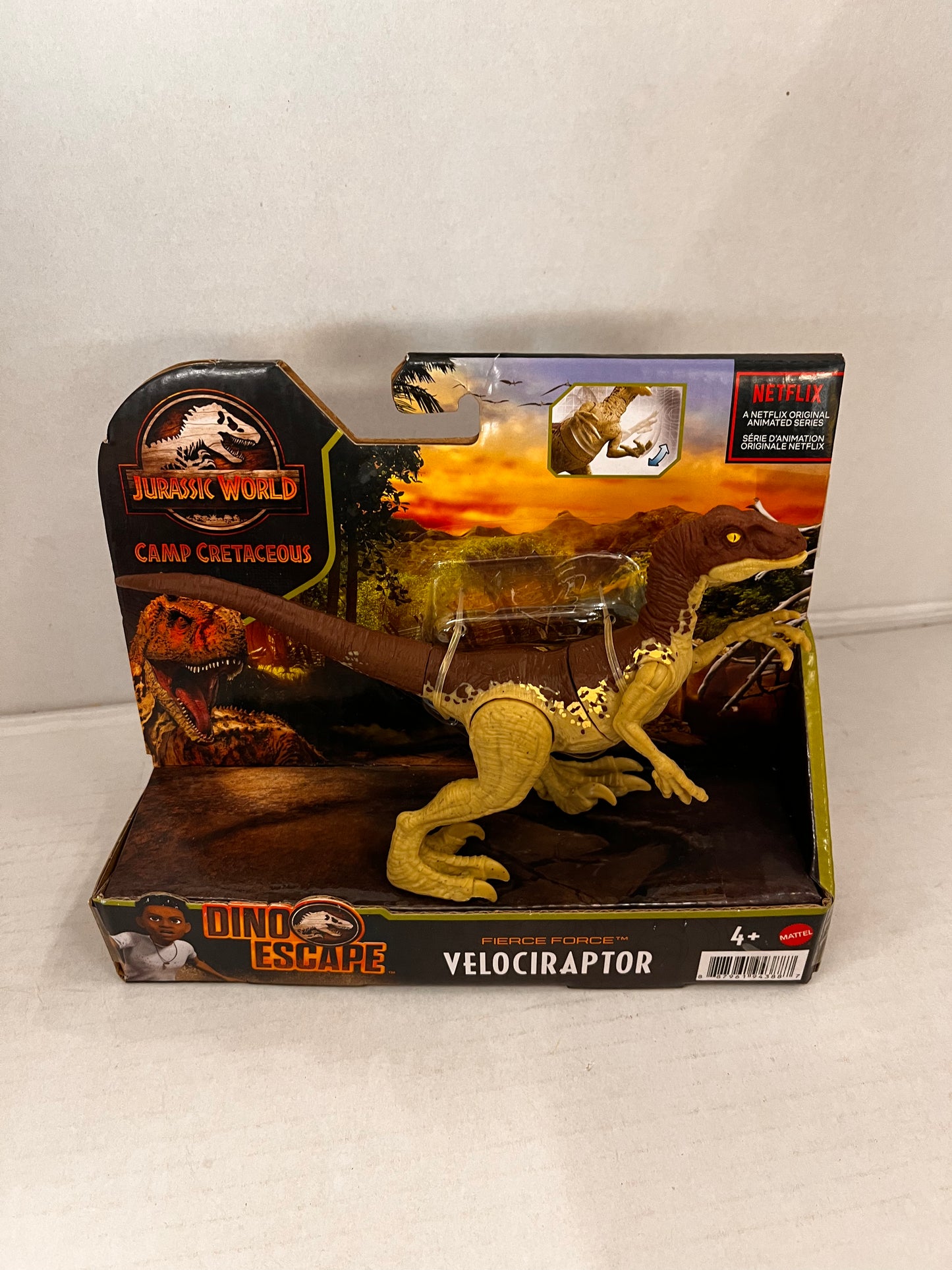 Jurassic World Camp Cretaceous VELOCIRAPTOR Dino Escape Fierce Force