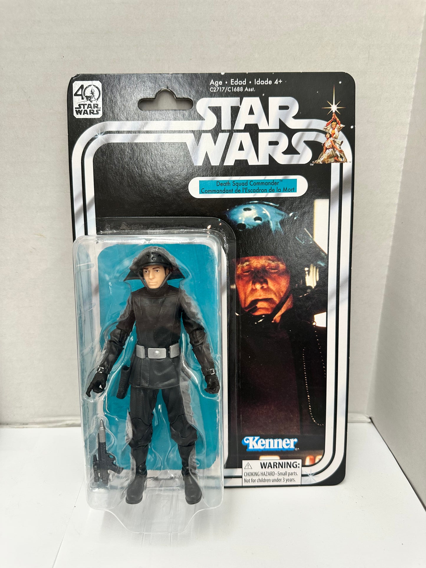 Star Wars: The Black Series Death Squad Commander 40th Anniversary - NEW