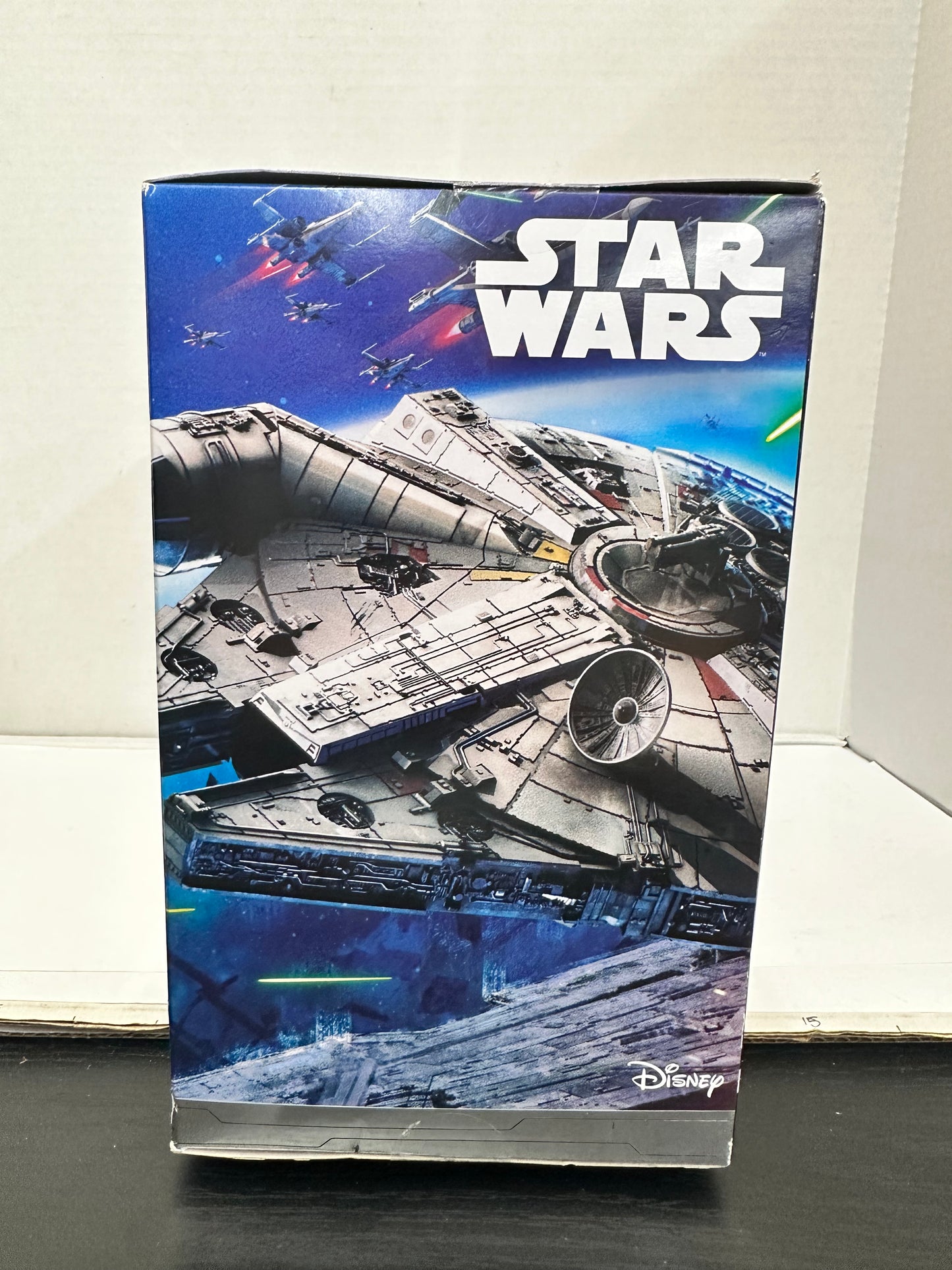 Star Wars Millennium Falcon Micro Galaxy Squadron Launch Edition Disney