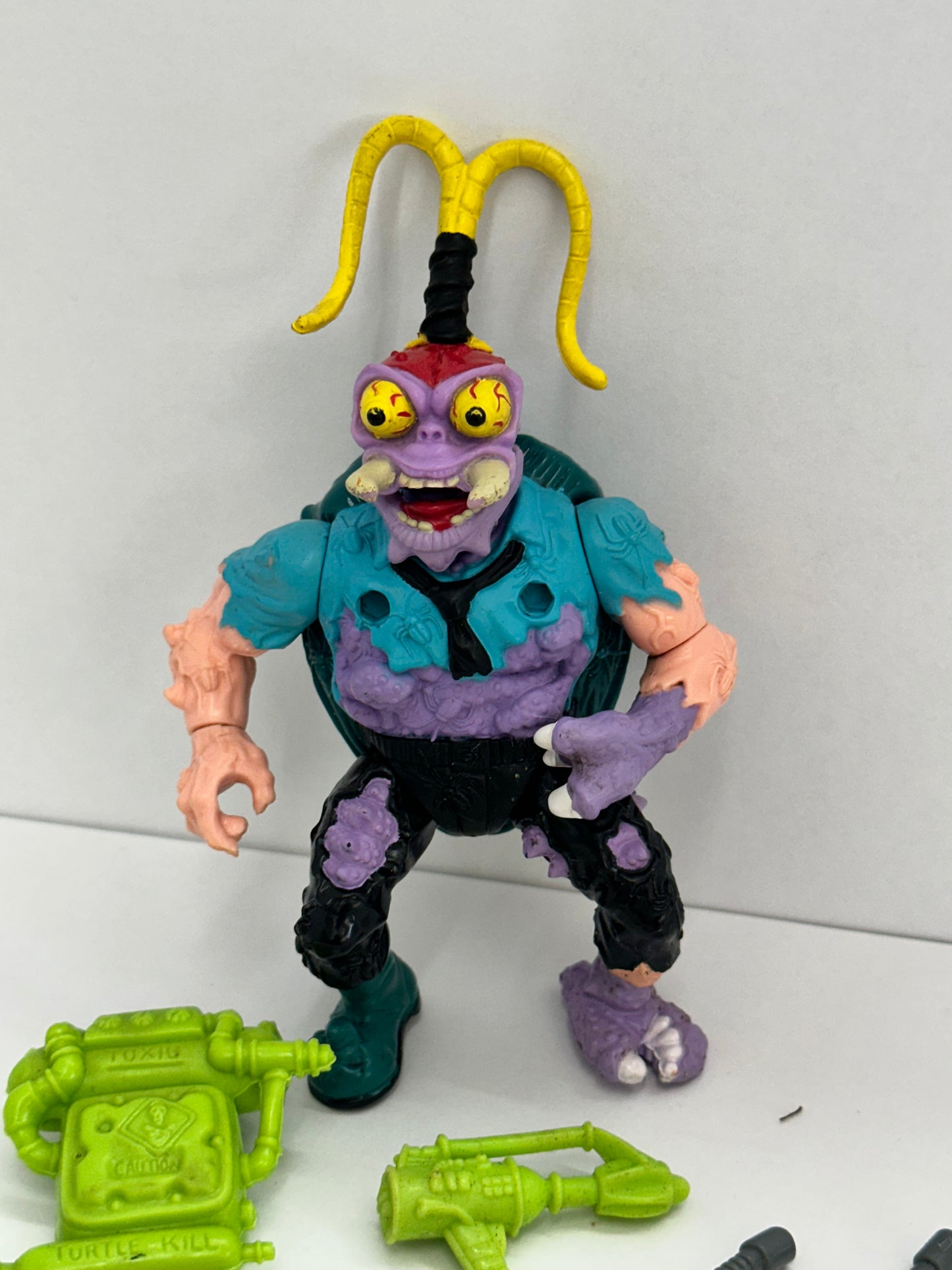 Playmates TMNT Scumbug Action Figure Teenage Mutant Ninja Turtles #1