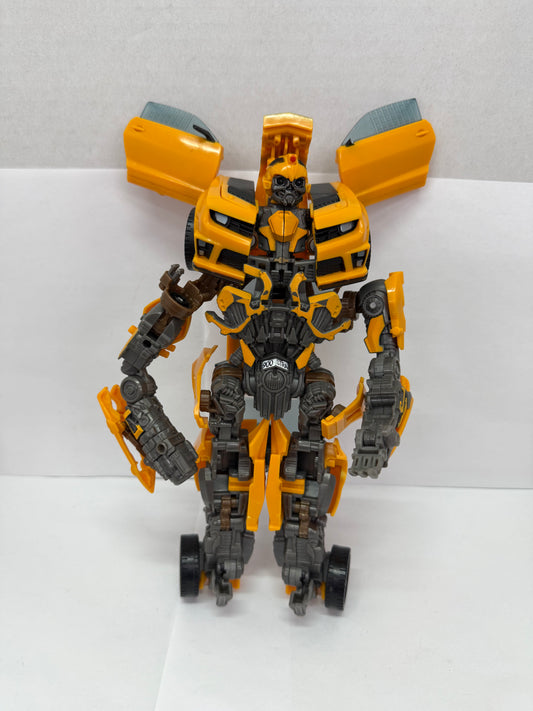 2011 Hasbro Transformers Dark Of The Moon Leader Class Bumblebee  Figure