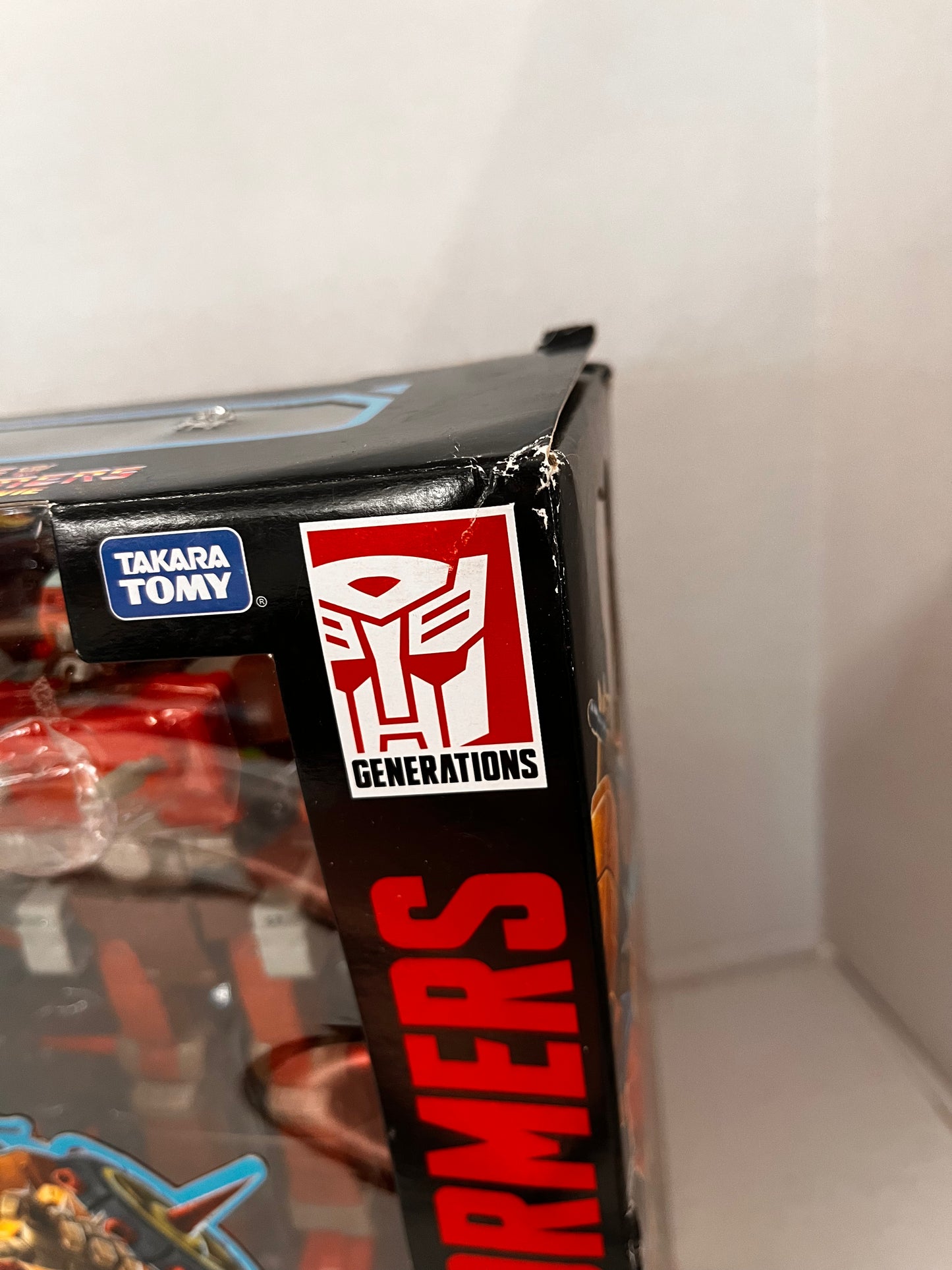 Transformers Studio Series 86-09 Wreck-Gar Voyager Class Figure Box Wear