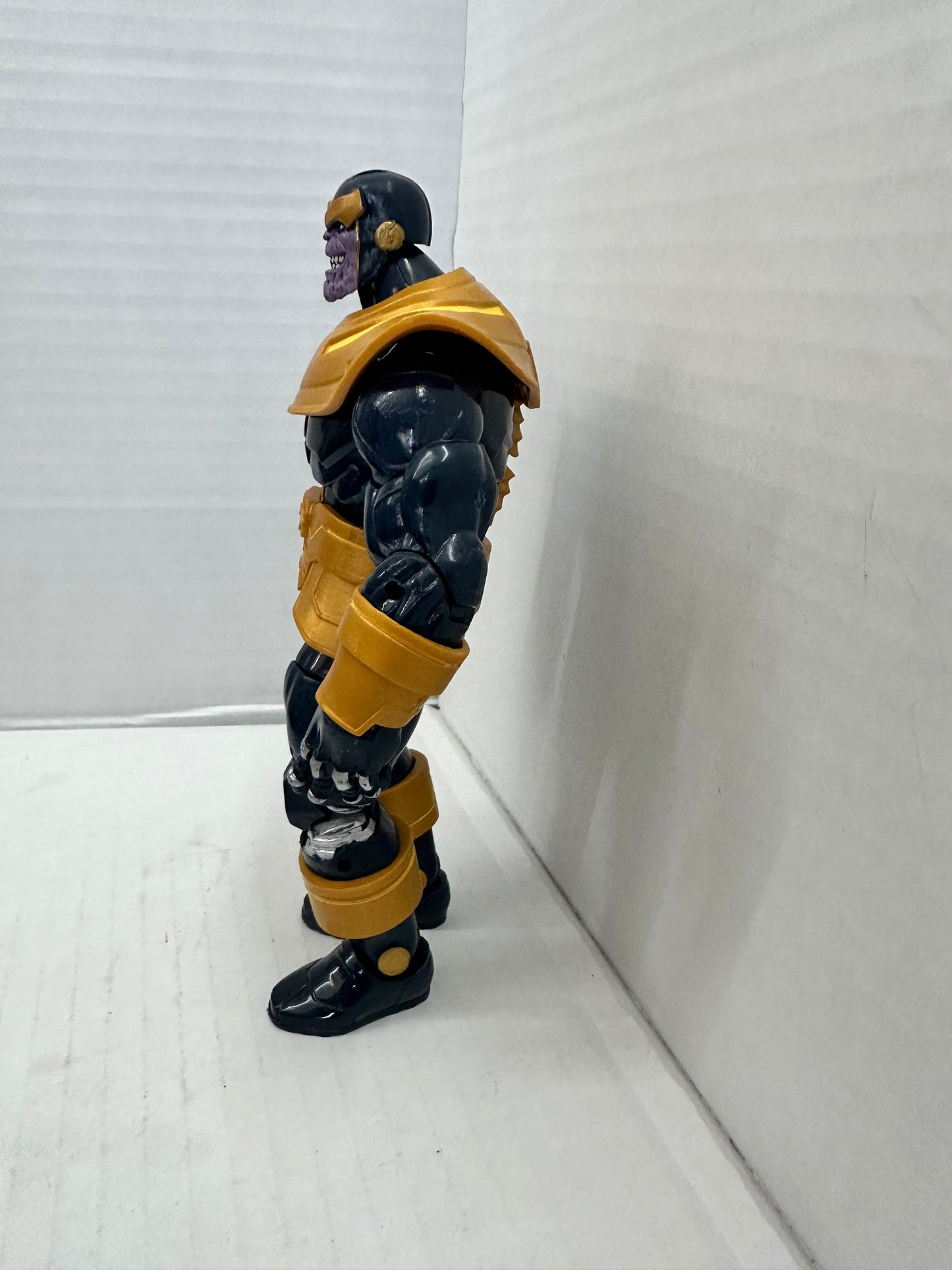 Hasbro 2015 Marvel Legends Avengers Thanos 6" Build-A-Figure Complete