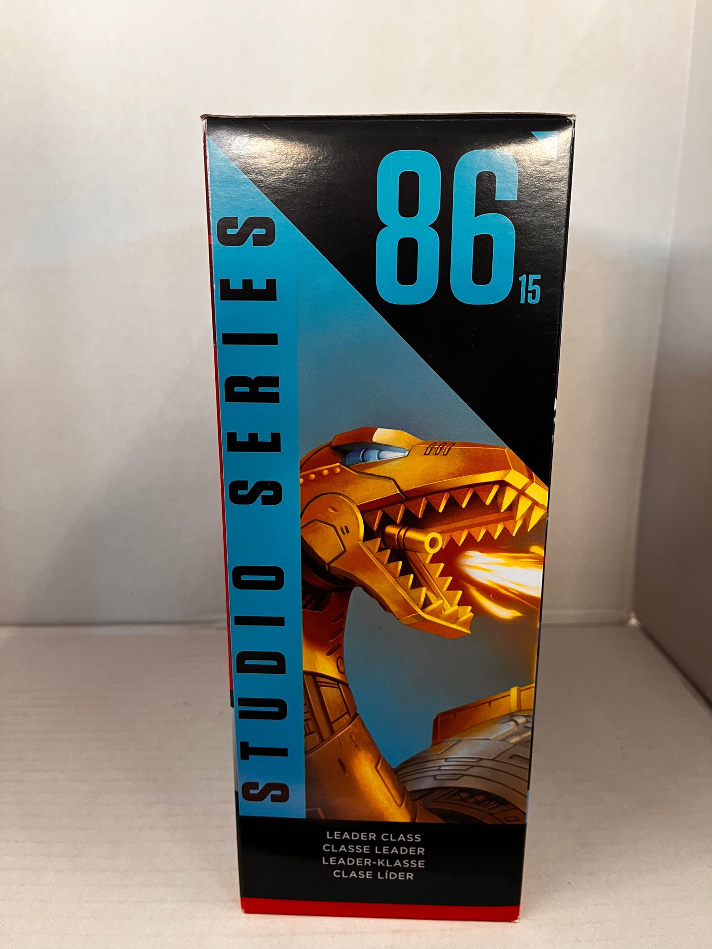 Hasbro Transformers Studio Series 86-15 Dinobot Sludge Action Figure