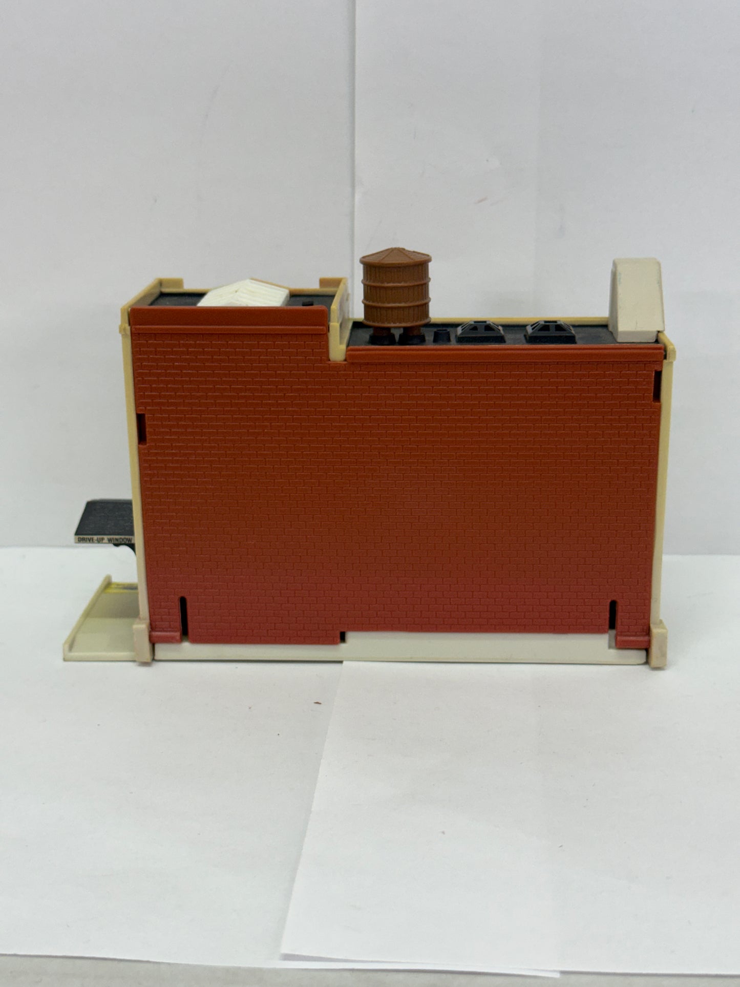 VTG 1990 Galoob Micro Machines Building Freight Warehouse & Bank Playset