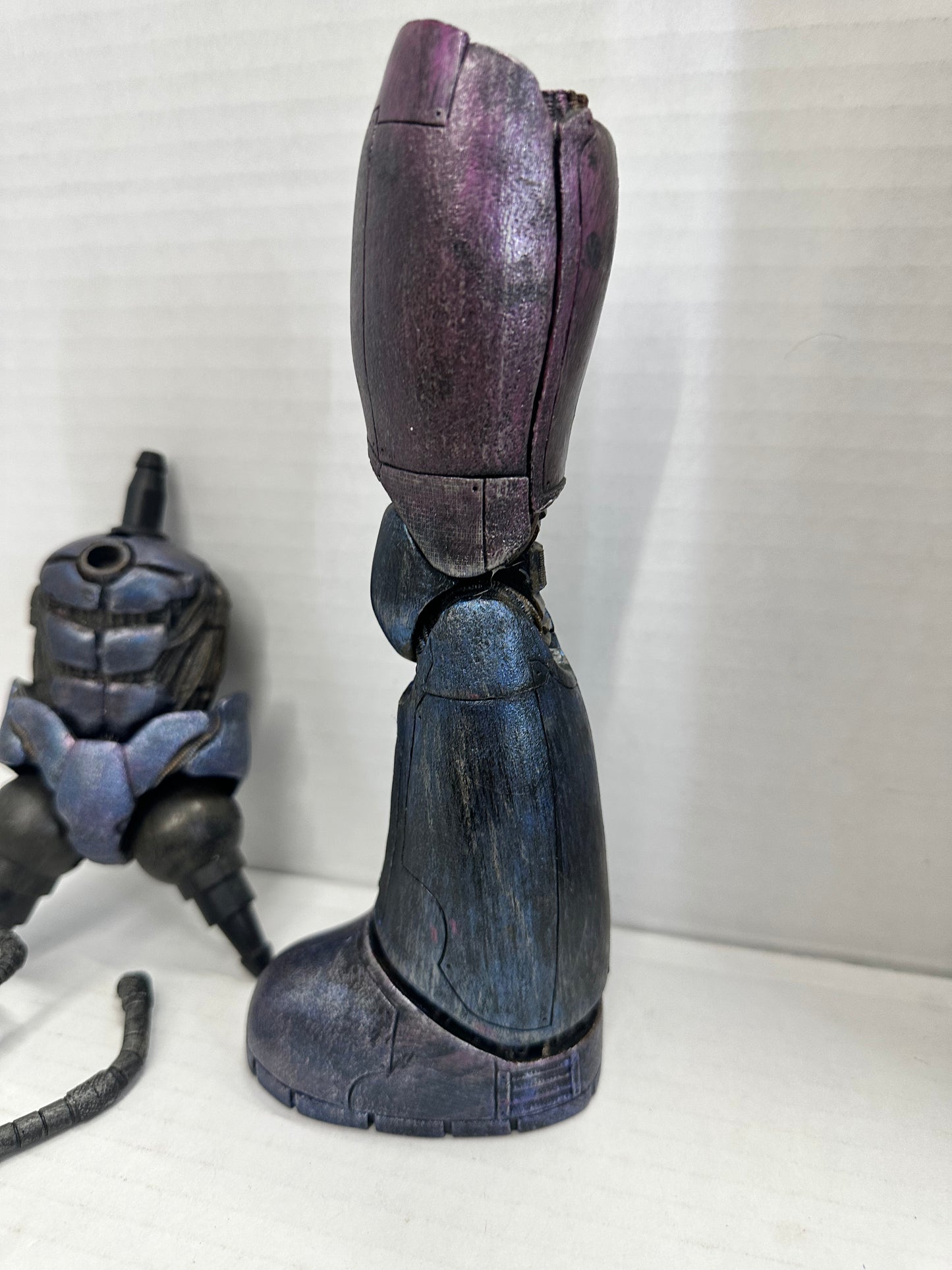 TOY BIZ MARVEL LEGENDS BAF SENTINEL LOWER TORSO AND LEFT LEG