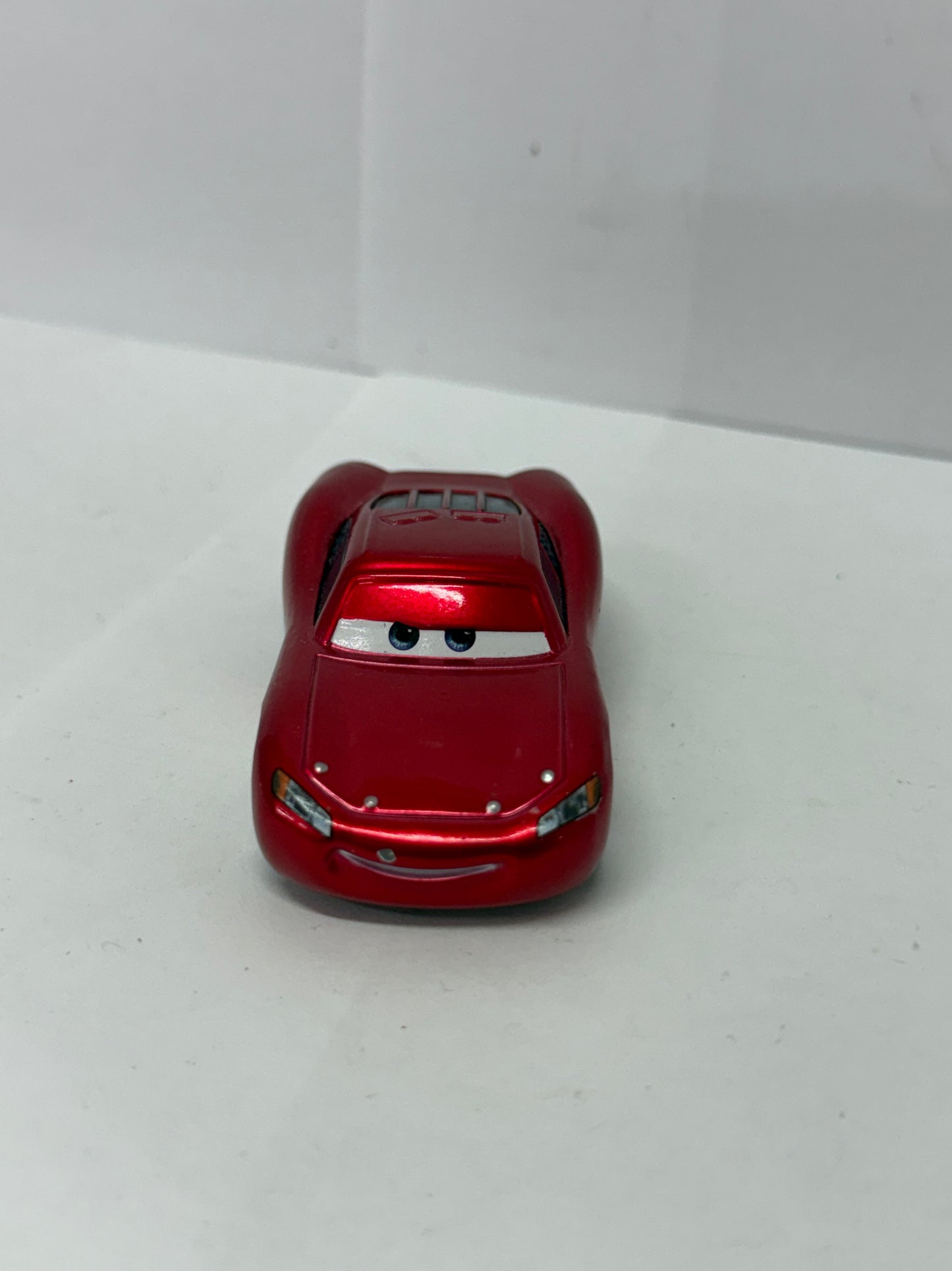 Disney Pixar Cars Cruisin' Lightning McQueen Diecast 1:55 FC Radiator Springs #3