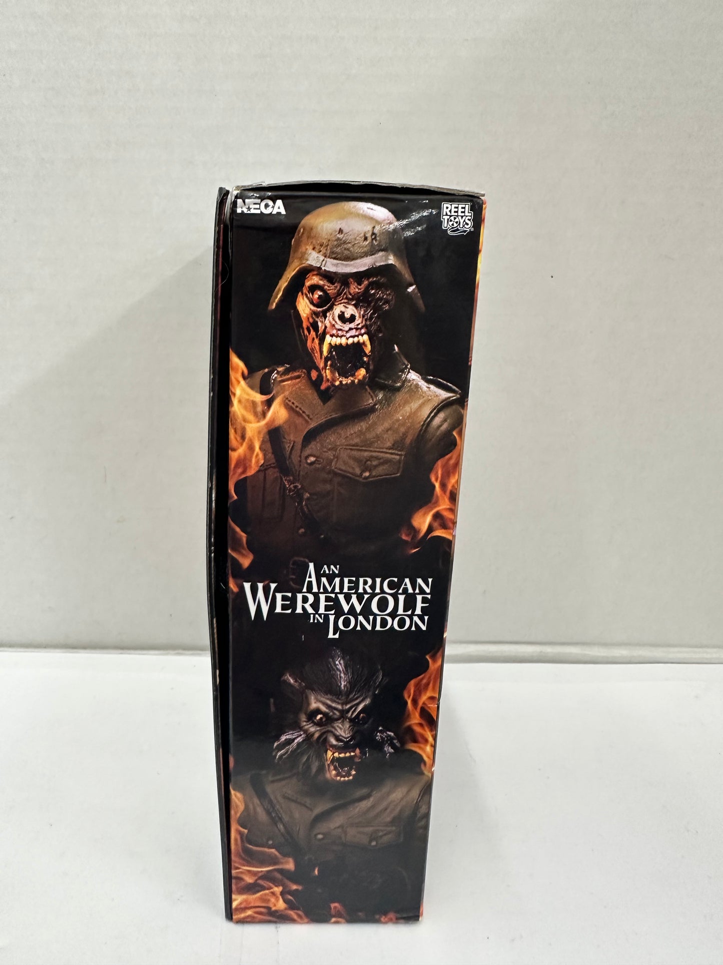 NECA - An American Werewolf in London Ultimate Nightmare Demon Box Damage