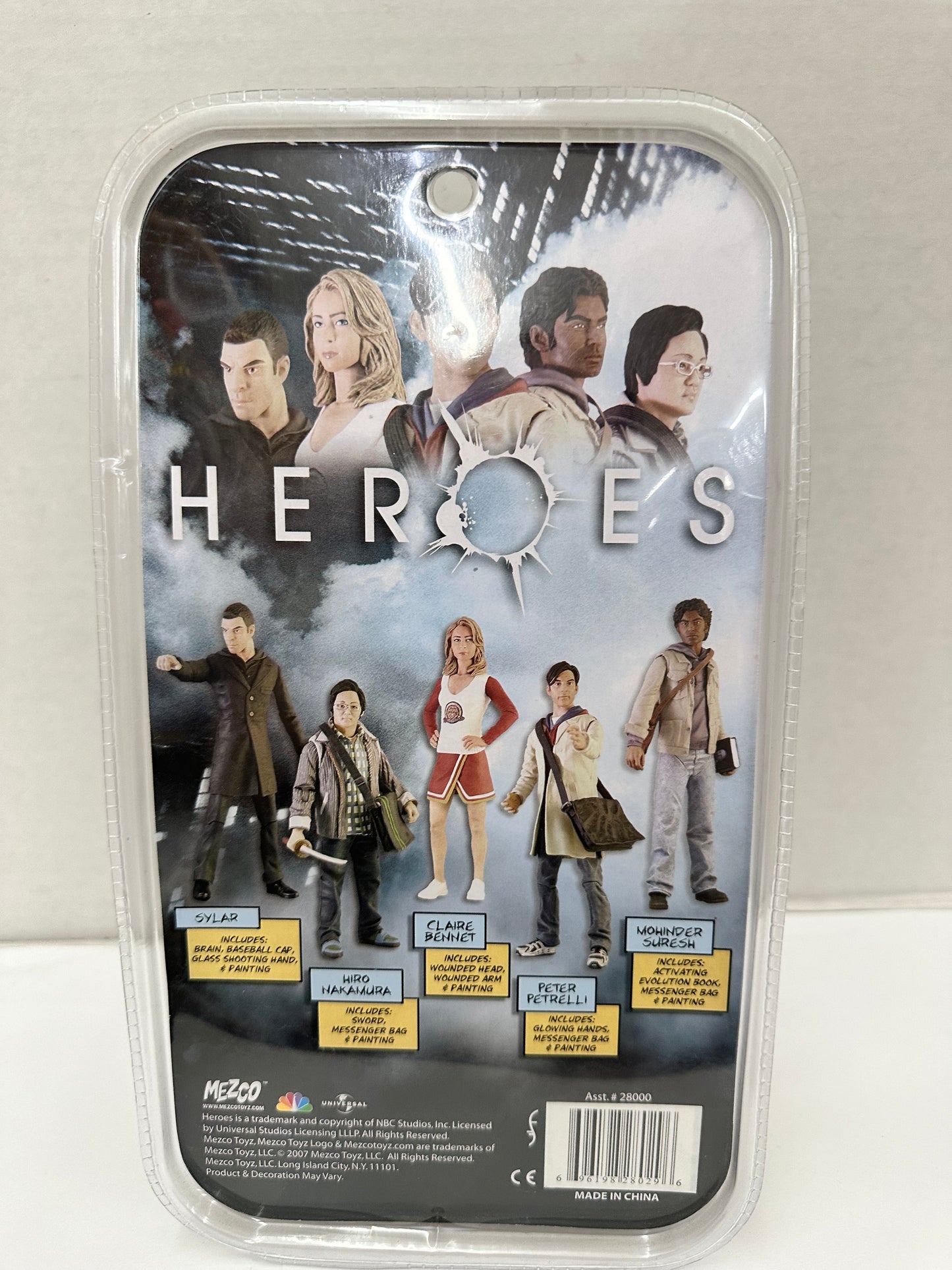 Heroes Fire Rescue Claire Bennet 7" Action Figure Mezco 2007 Toys R Us Exclusive