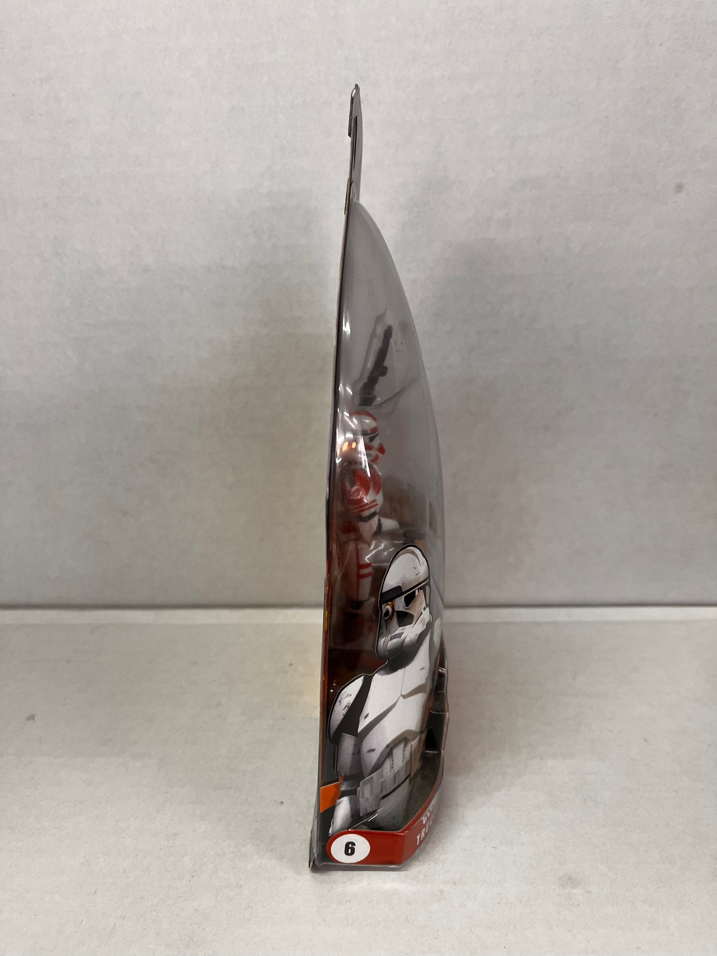 Star Wars 2005 Revenge of the Sith ROTS #06  Red Clone Trooper quick draw attack