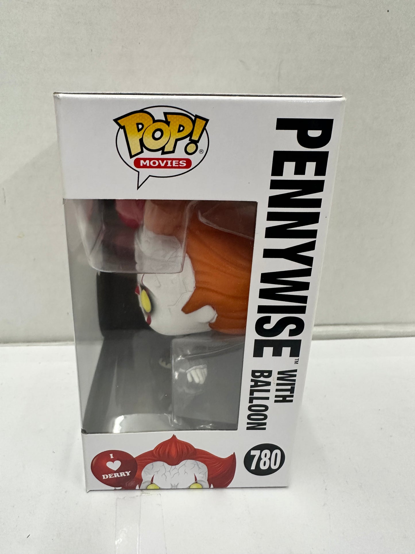 Funko Pop! : IT Pennywise With Balloon Figure # 780