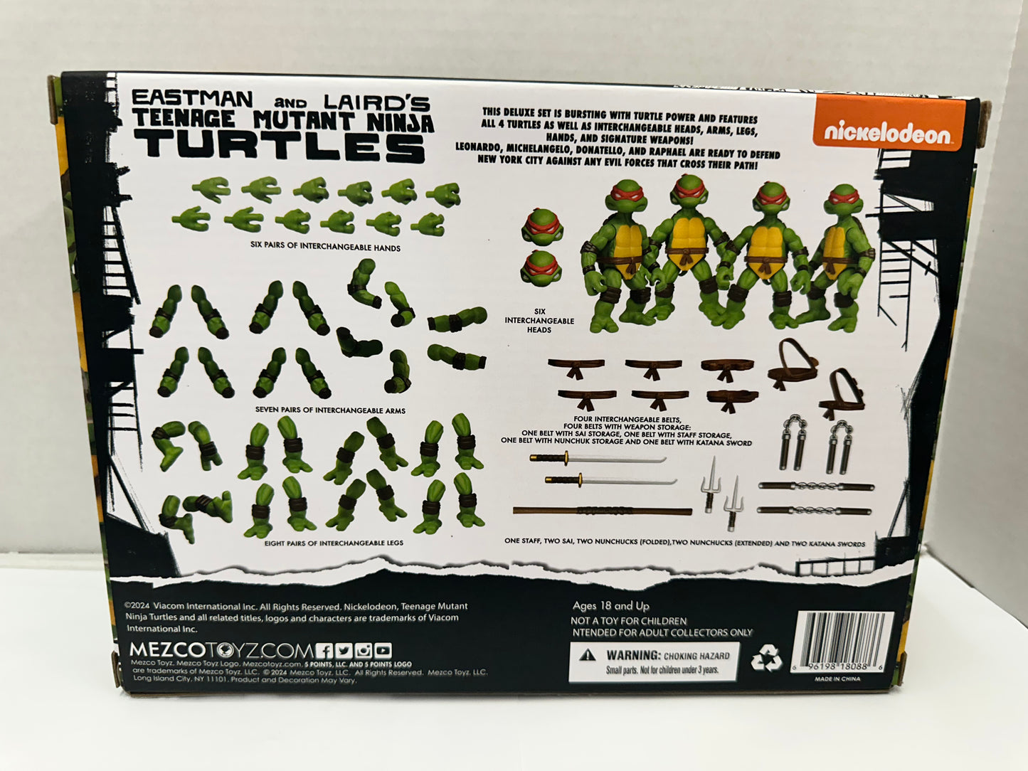 Mezco 5 Point Eastman & Laird's 2004 TMNT 4 Figure Deluxe Set