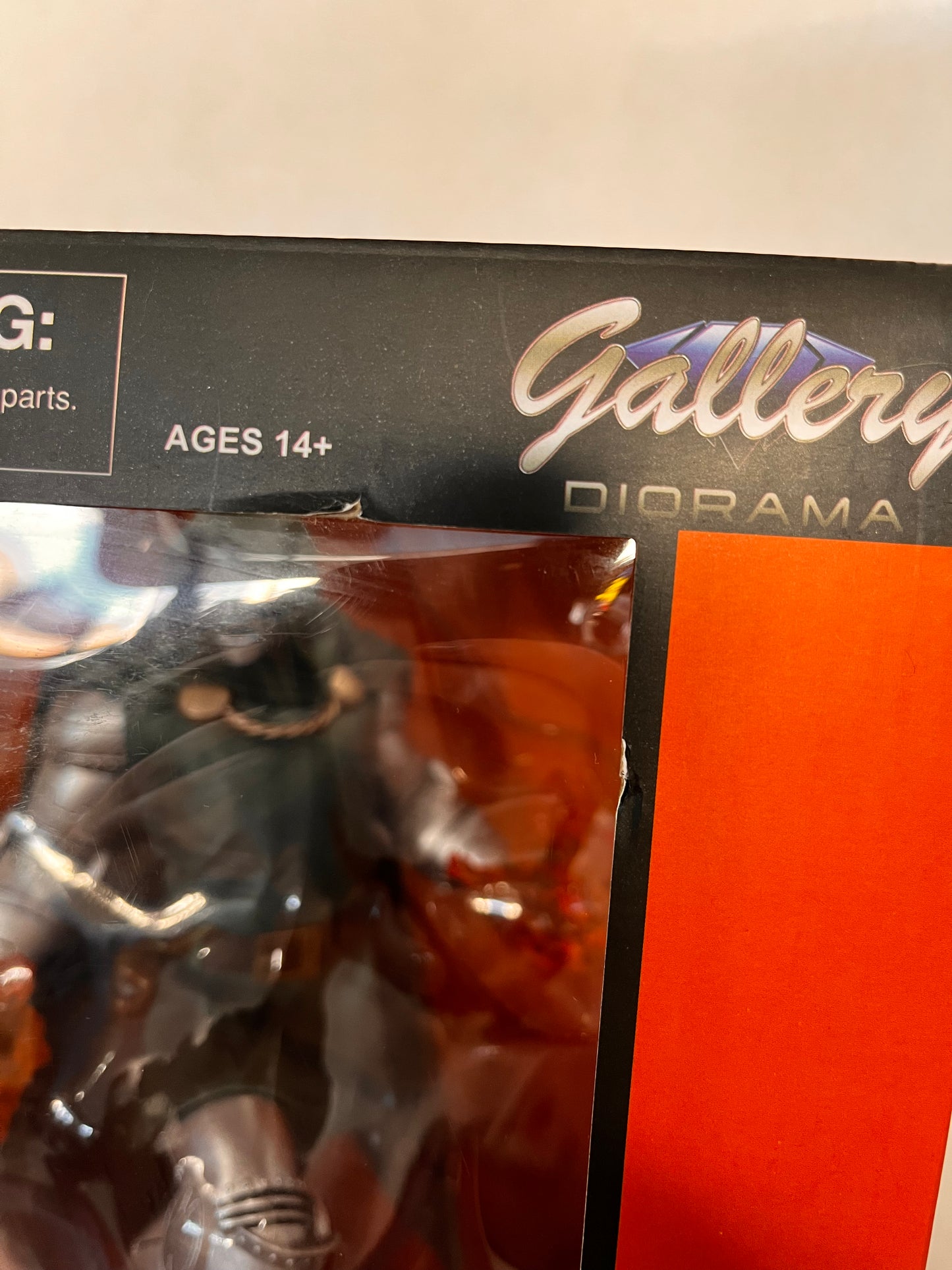 MARVEL Gallery DIORAMA Doctor Doom Statue Diamond Select Toys