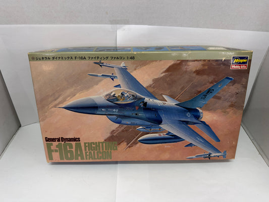 Hasegawa Model Kit - General Dynamics F-16A Fighting Falcon - 1/48