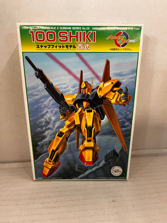 Z Gundam #39 100 Shiki 1/220 Scale Bandai