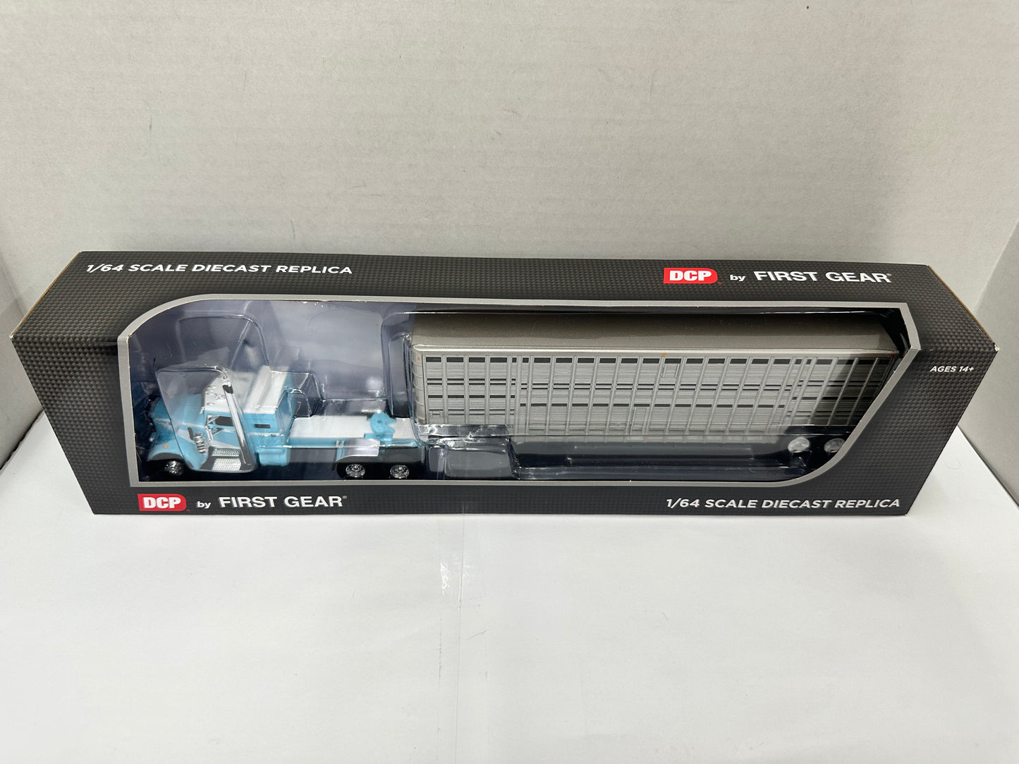 DCP 1/64 Peterbilt 351 Long Frame Cab 36" Sleeper Wilson Livestock Tr. 60-1816