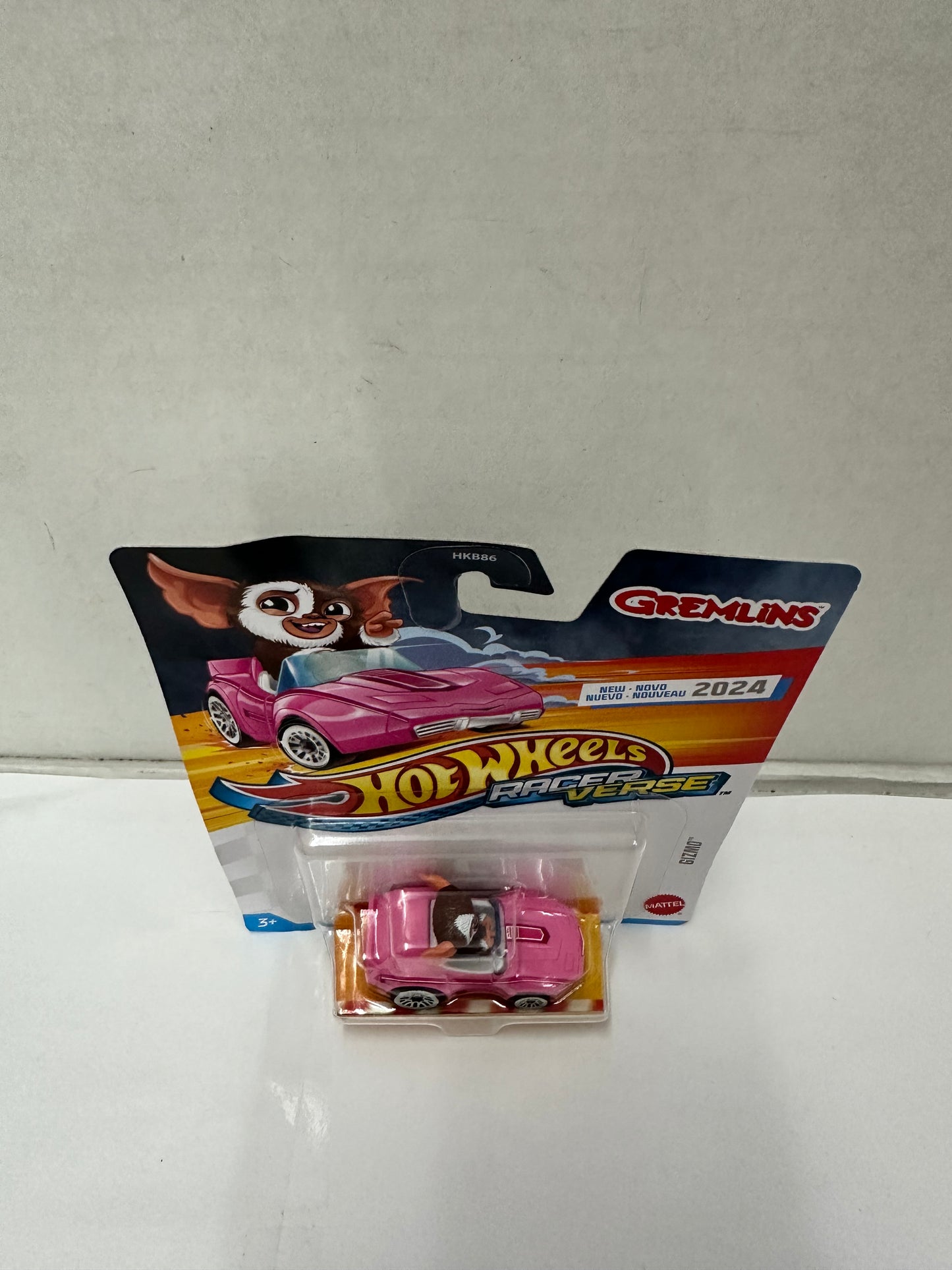 Gizmo Gremlins Hot Wheels Racer Verse Pink Corvette Car