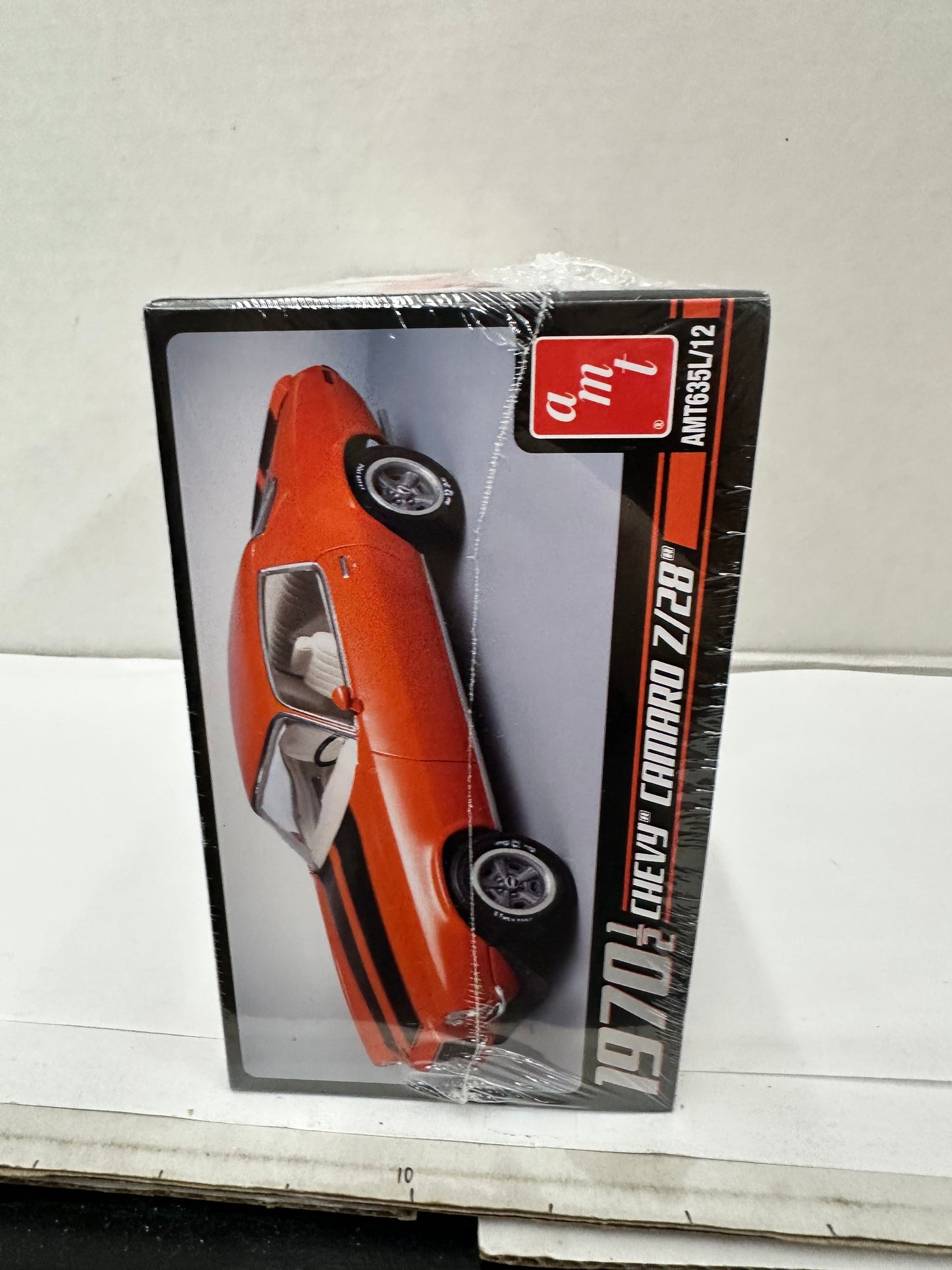 AMT 1:25 Scale 1970 1/2 Chevy Camaro Z 28 Model Kit NIB (AMT634)