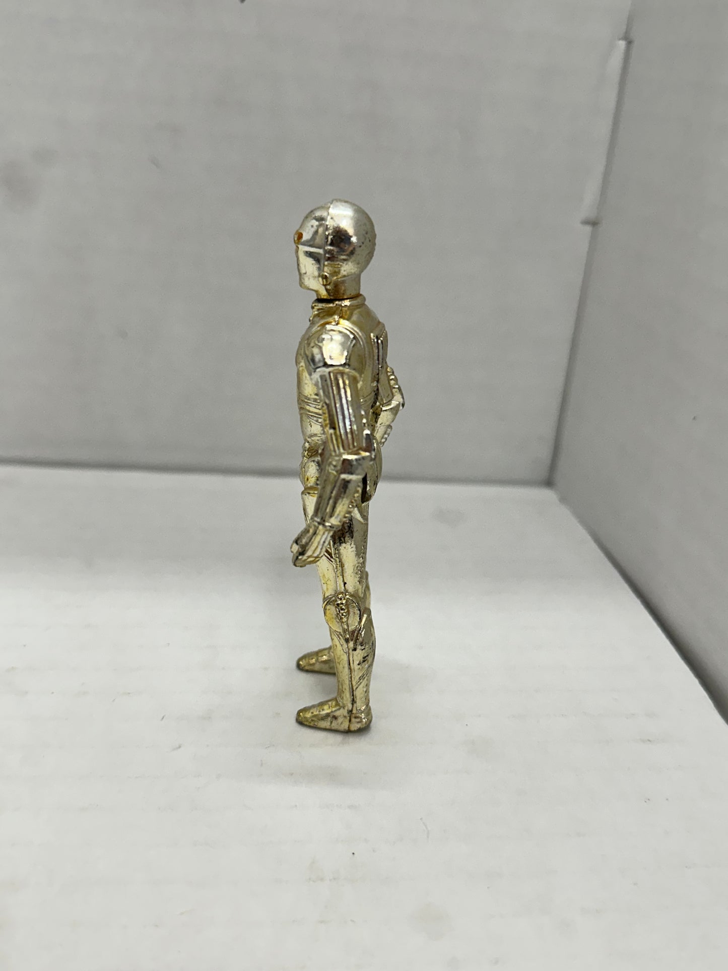 Vintage 1977 Kenner Star Wars C-3P0 Hong Kong Action Figure