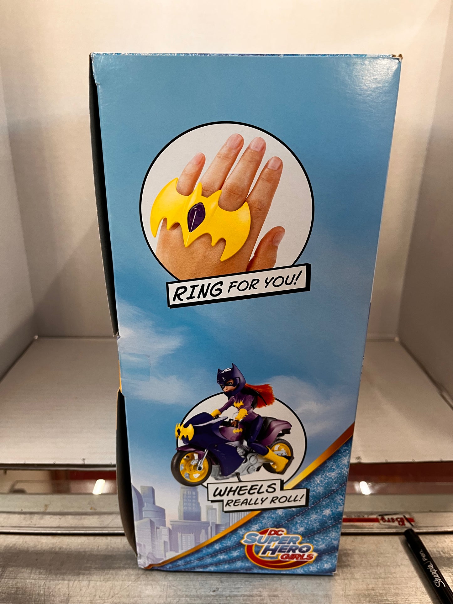 DC Super Hero Girls BatGirl + BatCycle  Motorcycle