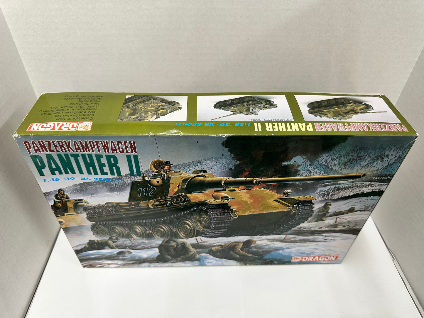 Dragon 1/35 Panzerkampfwagen Panther II German Tank Model Kit 6027 Open Box