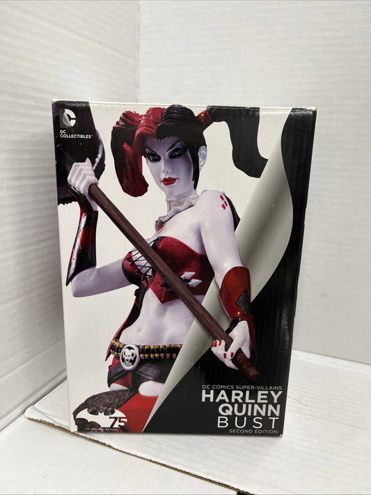 DC Comics Super-Villains Harley Quinn Bust Second Edtion