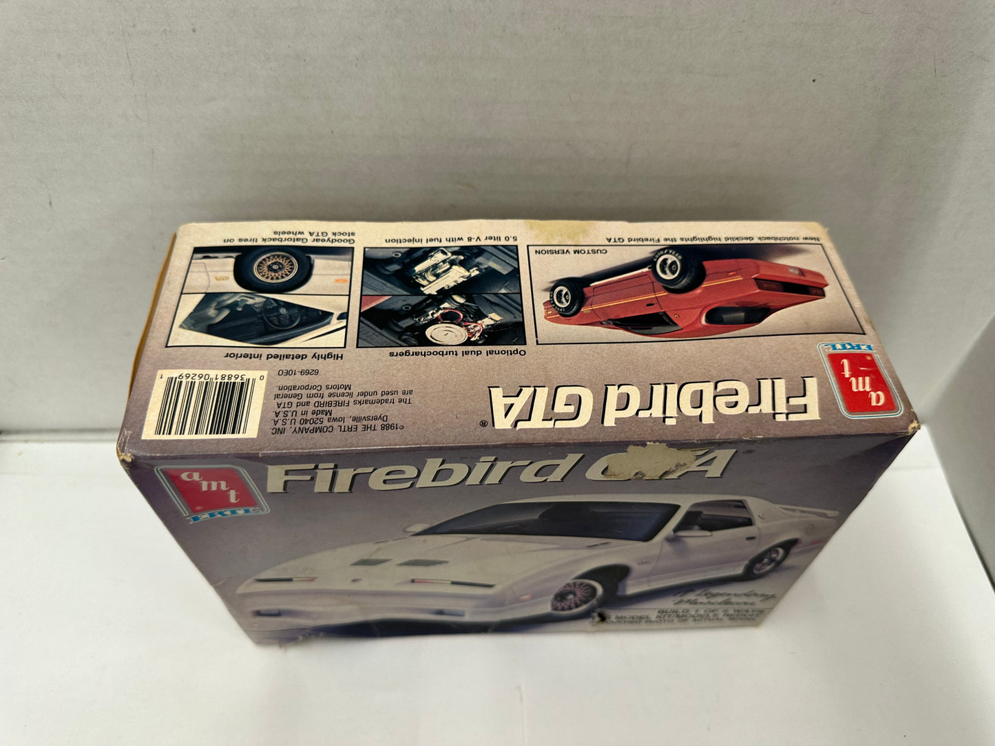 Vintage 1988 AMT FireBird GTA 1/25 Plastic Model Kit Open