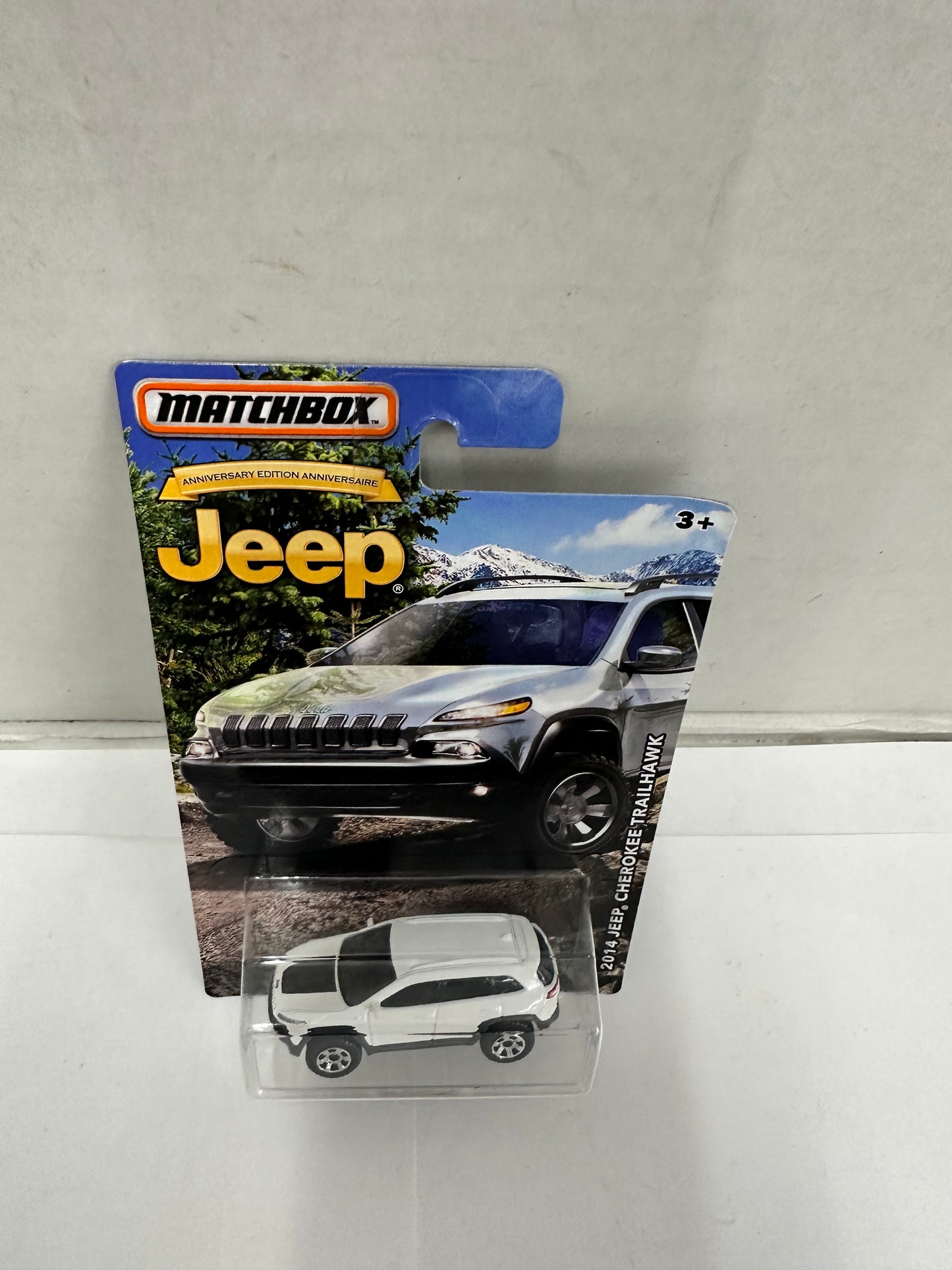 Matchbox Anniversary Edition 2014 Jeep Cherokee Trailhawk (2015) White SUV