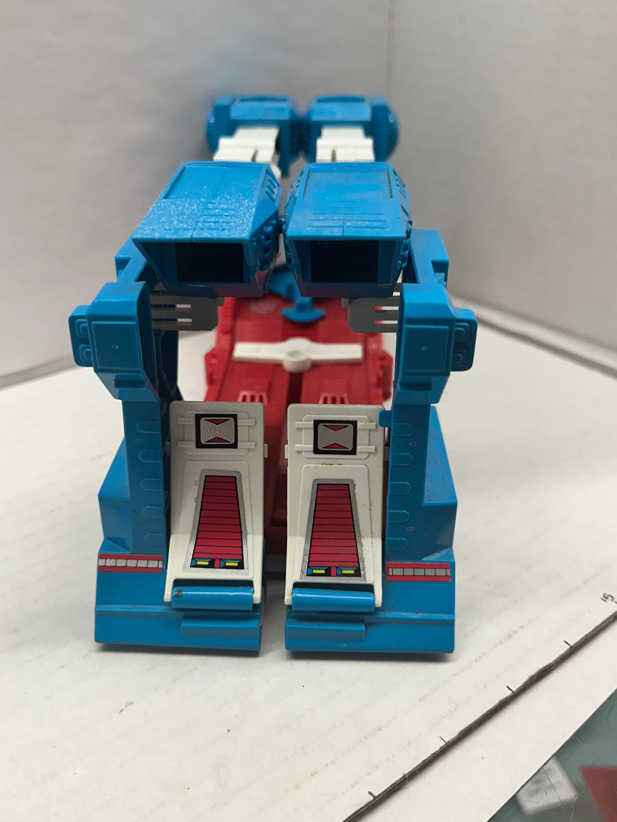 Vintage 1985 Hasbro Transformers G1 Ultra Magnus Autobot City Commander Loose