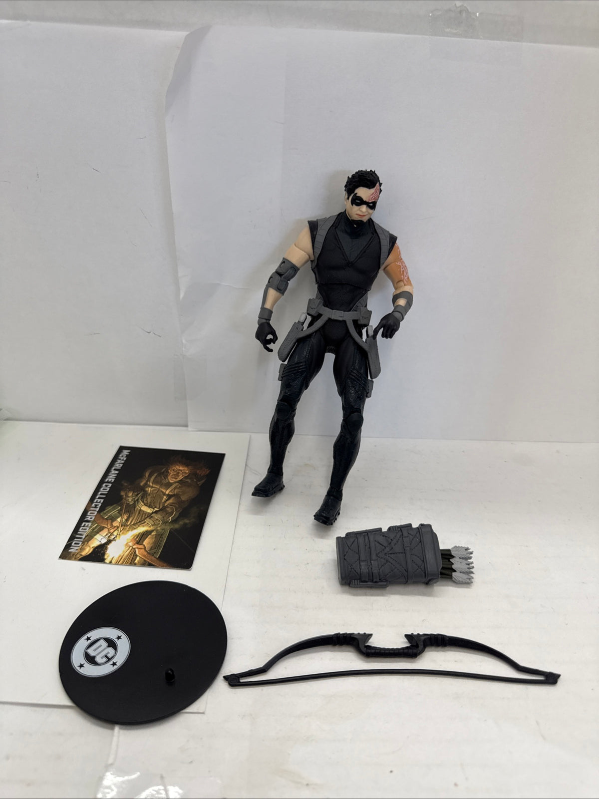 McFarlane DC Multiverse | Dark Archer | Collector Edition Platinum